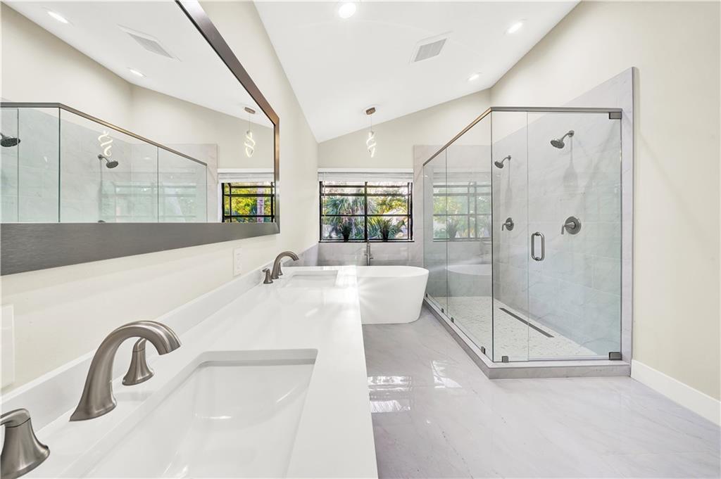 Town Place Club Villas - Residential