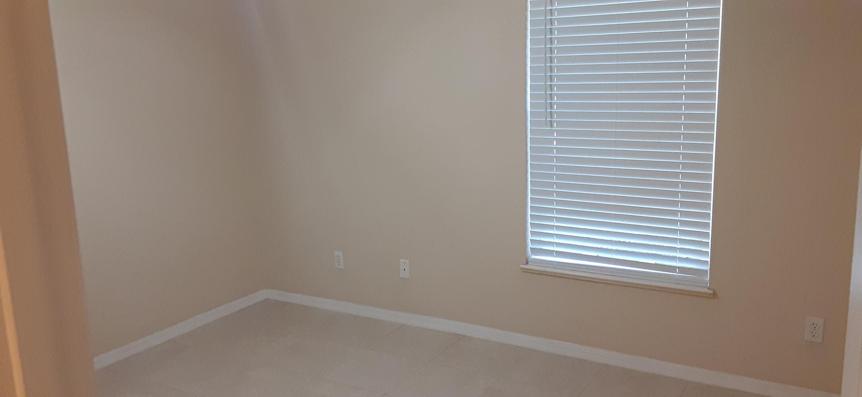 PORT ST LUCIE SECTION 27 - Residential Lease
