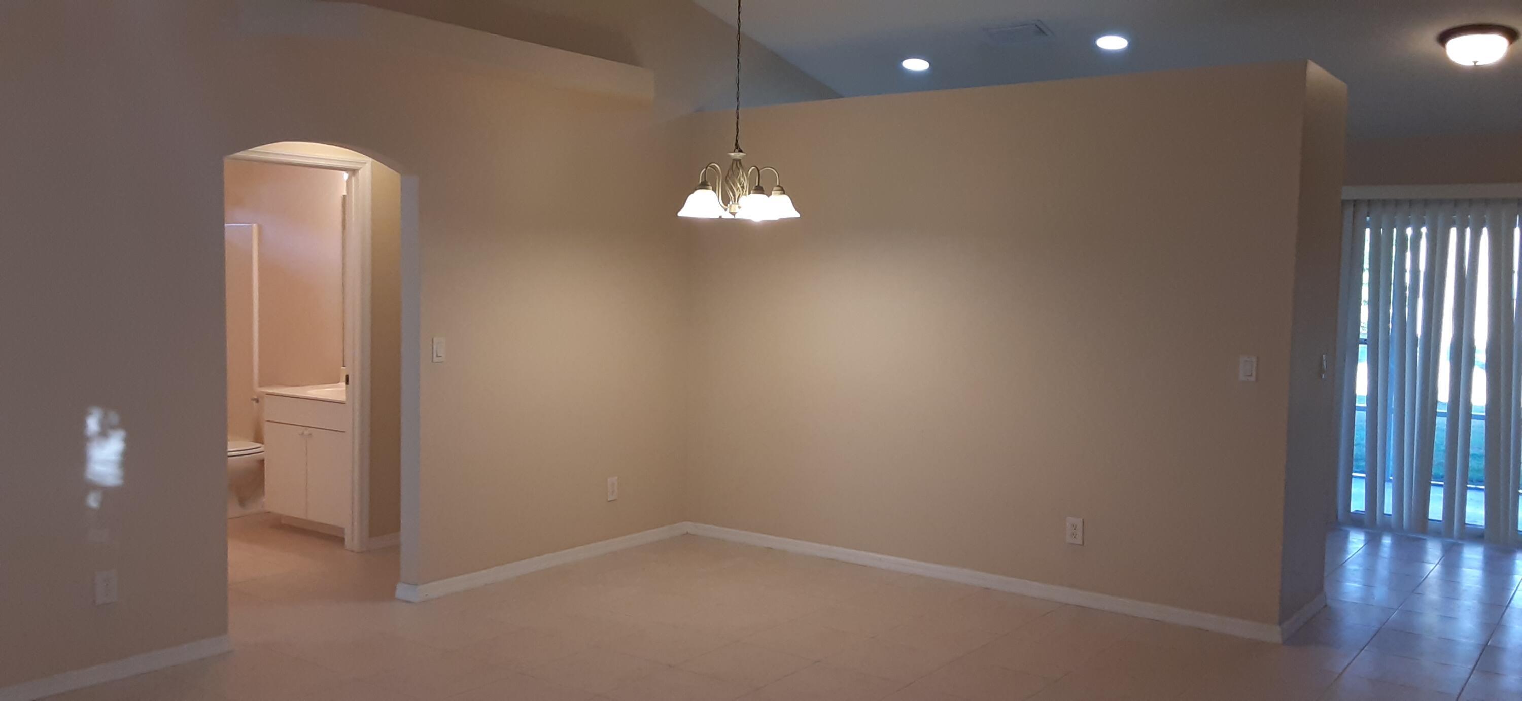 PORT ST LUCIE SECTION 27 - Residential Lease