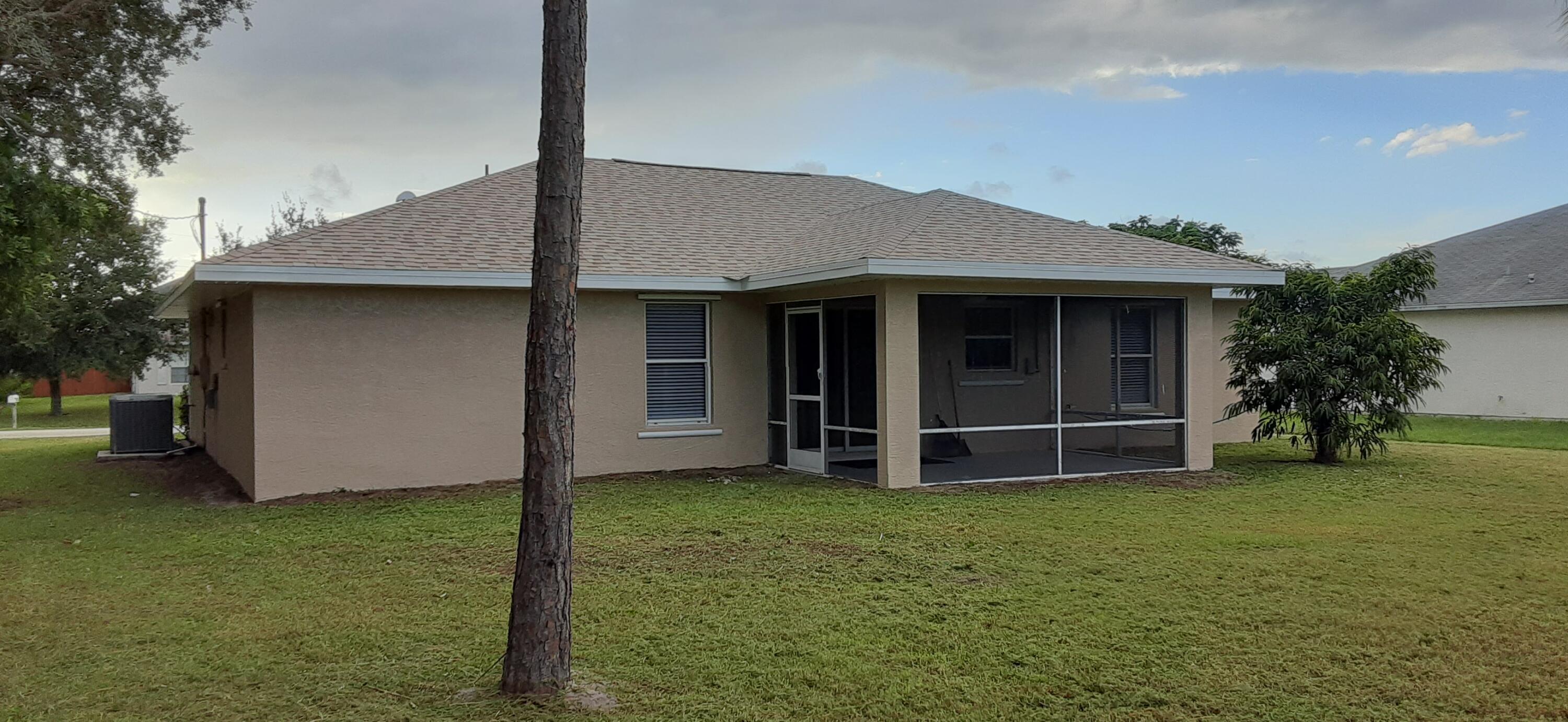 PORT ST LUCIE SECTION 27 - Residential Lease
