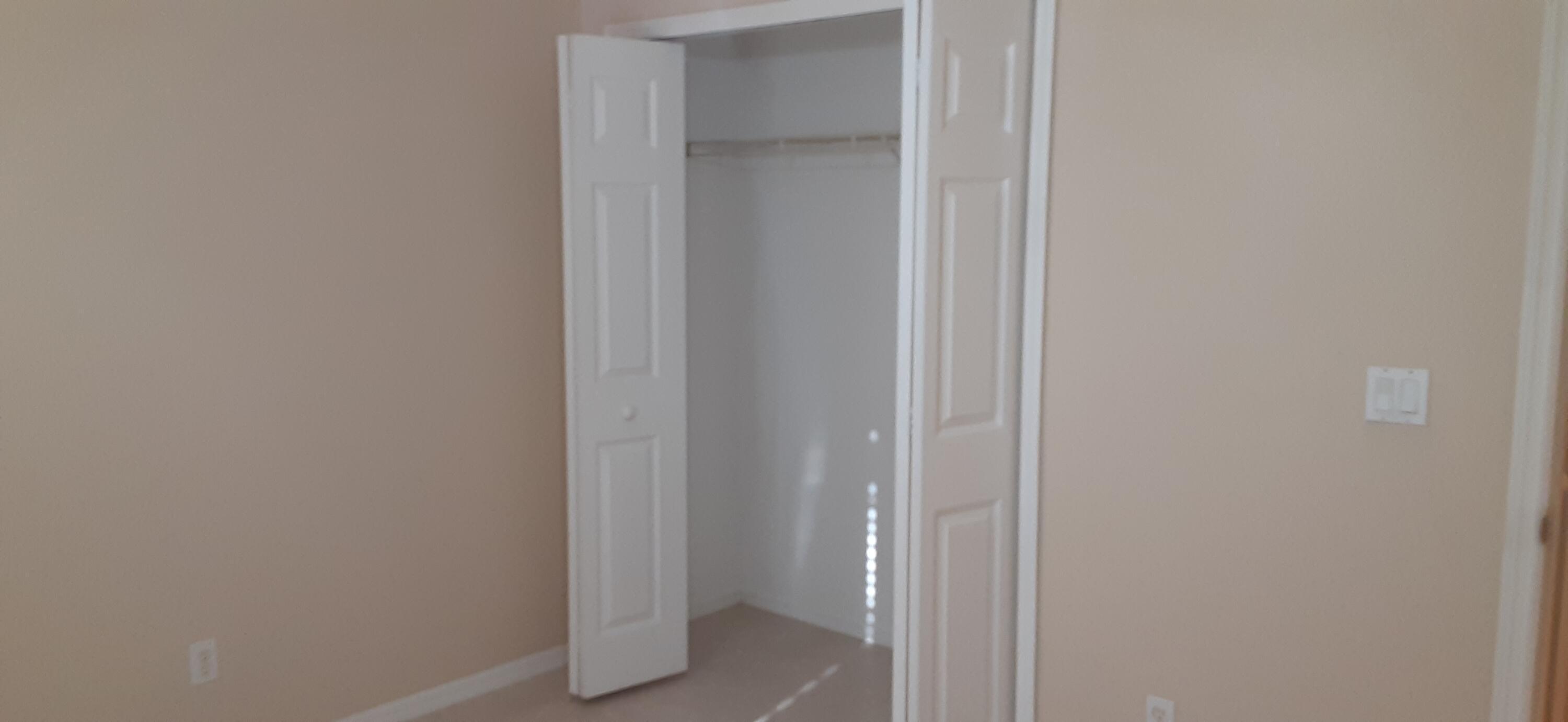 PORT ST LUCIE SECTION 27 - Residential Lease