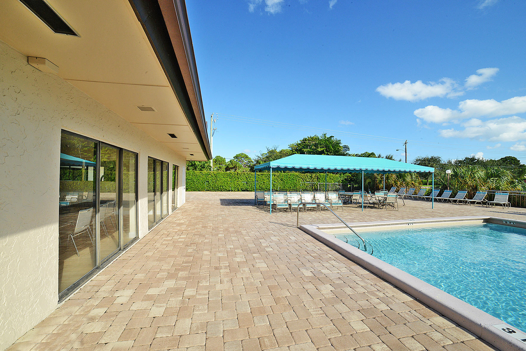 LAGO DEL REY CONDO - Residential Lease