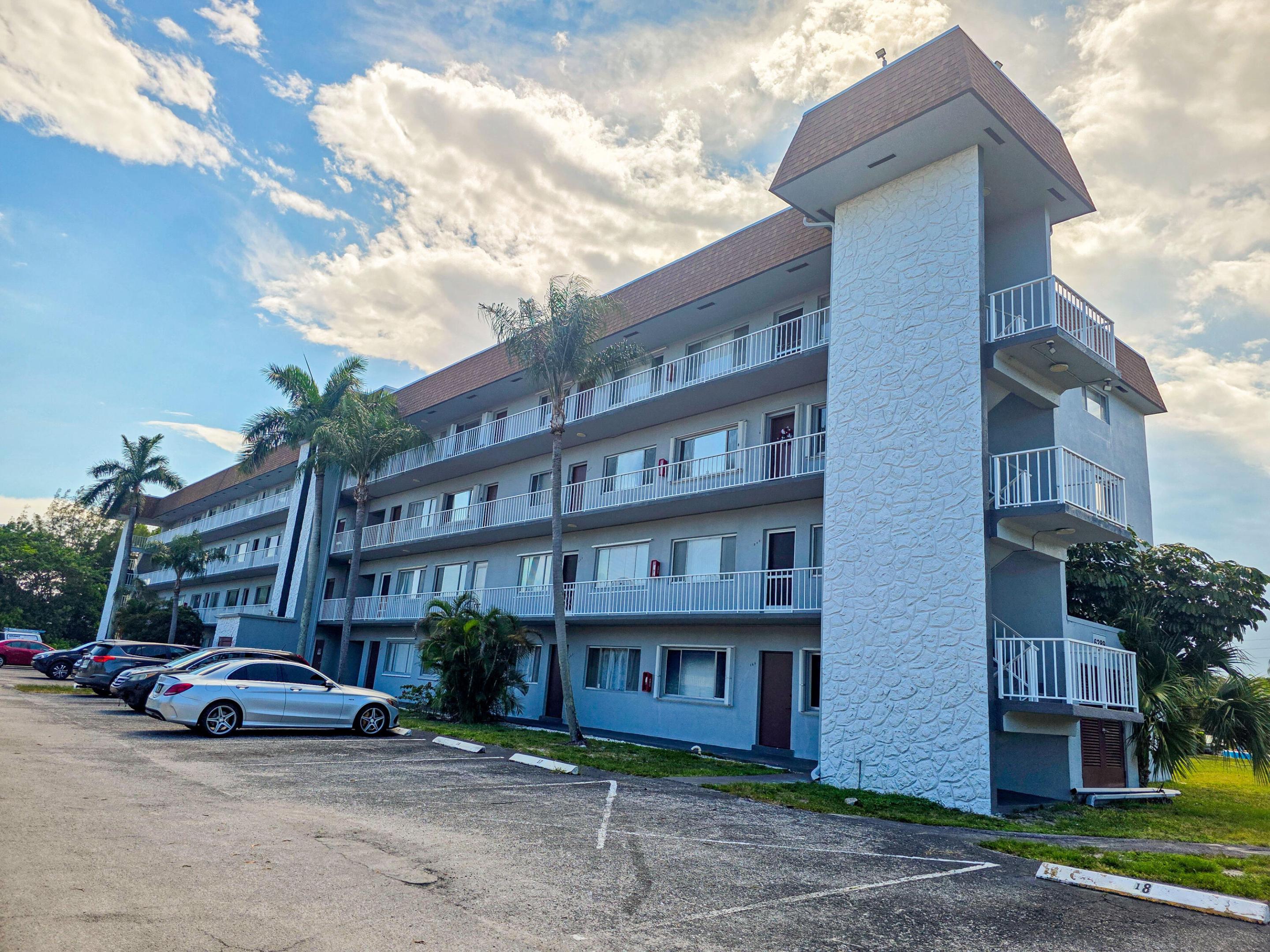 MARINER IV CONDO - Residential
