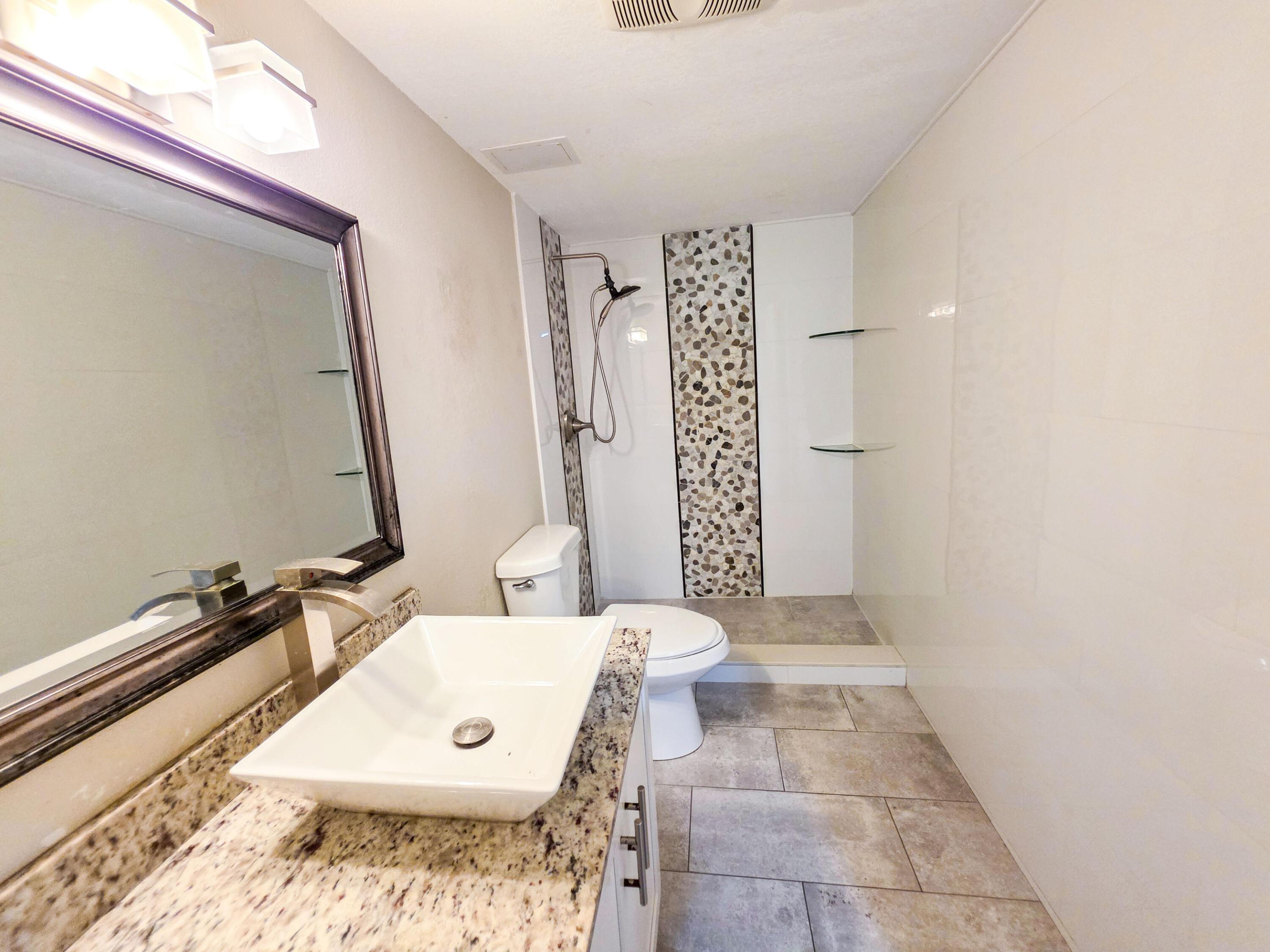 MARINER IV CONDO - Residential