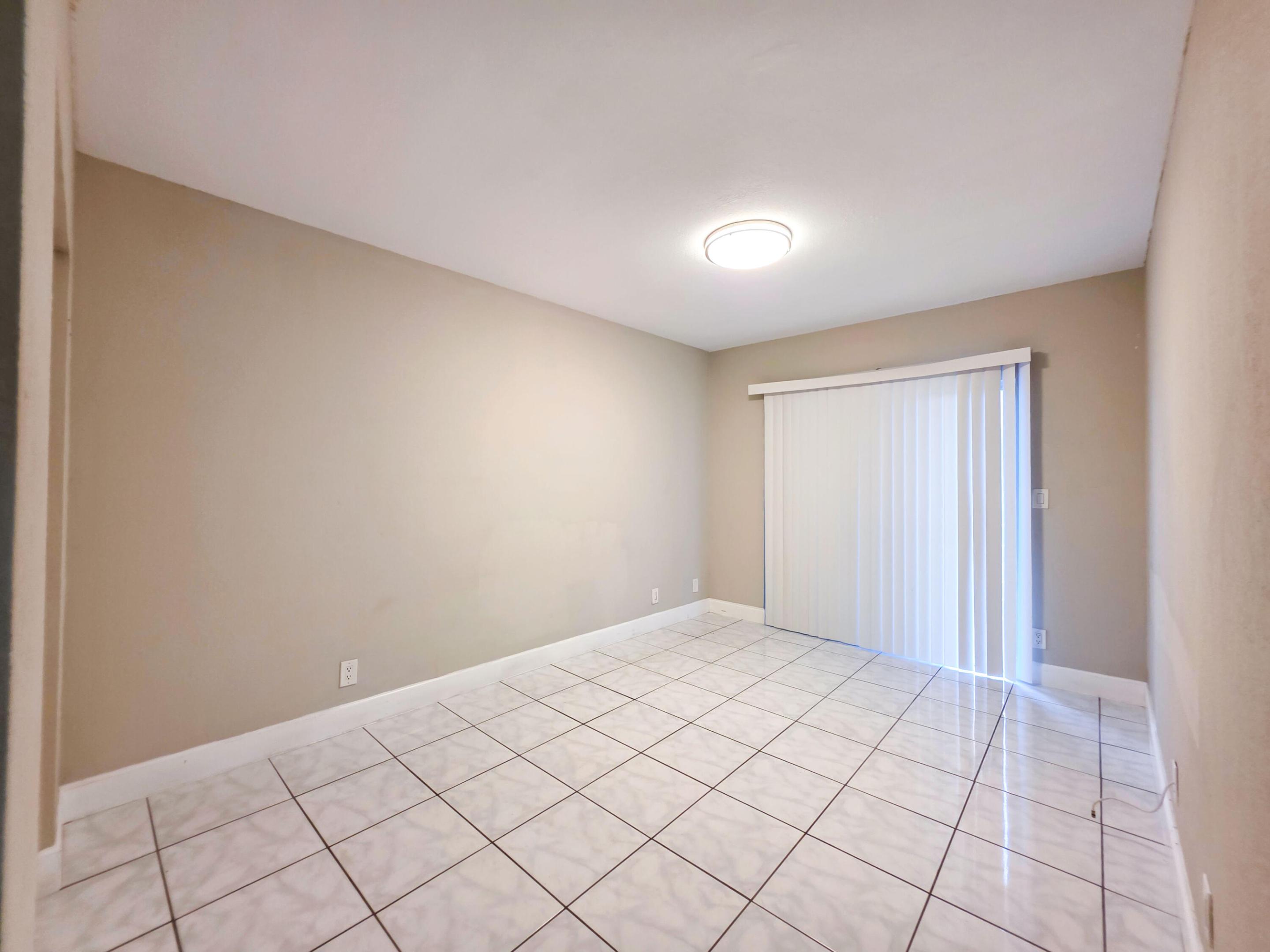 MARINER IV CONDO - Residential