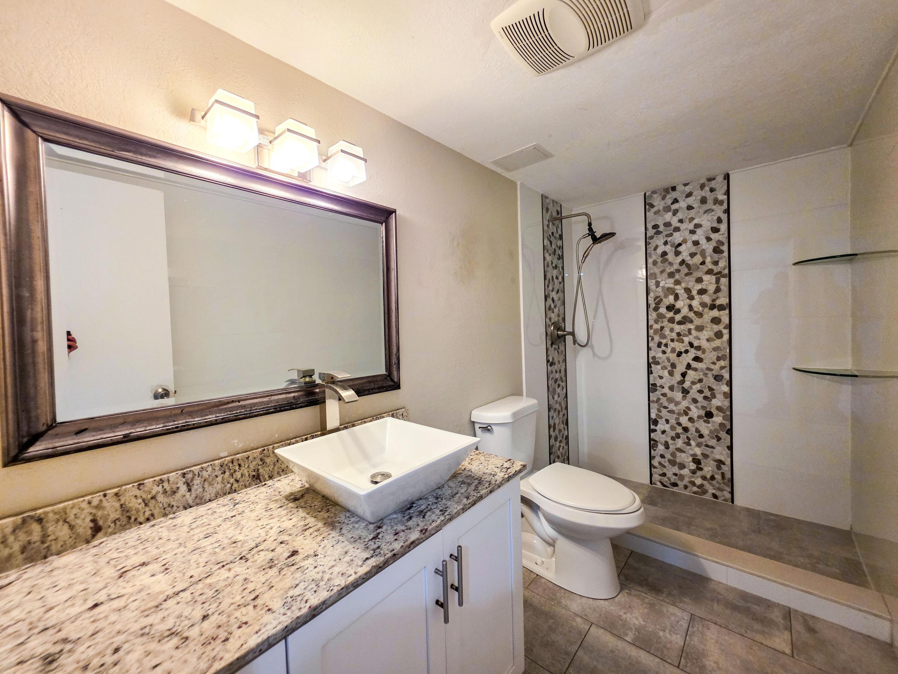 MARINER IV CONDO - Residential