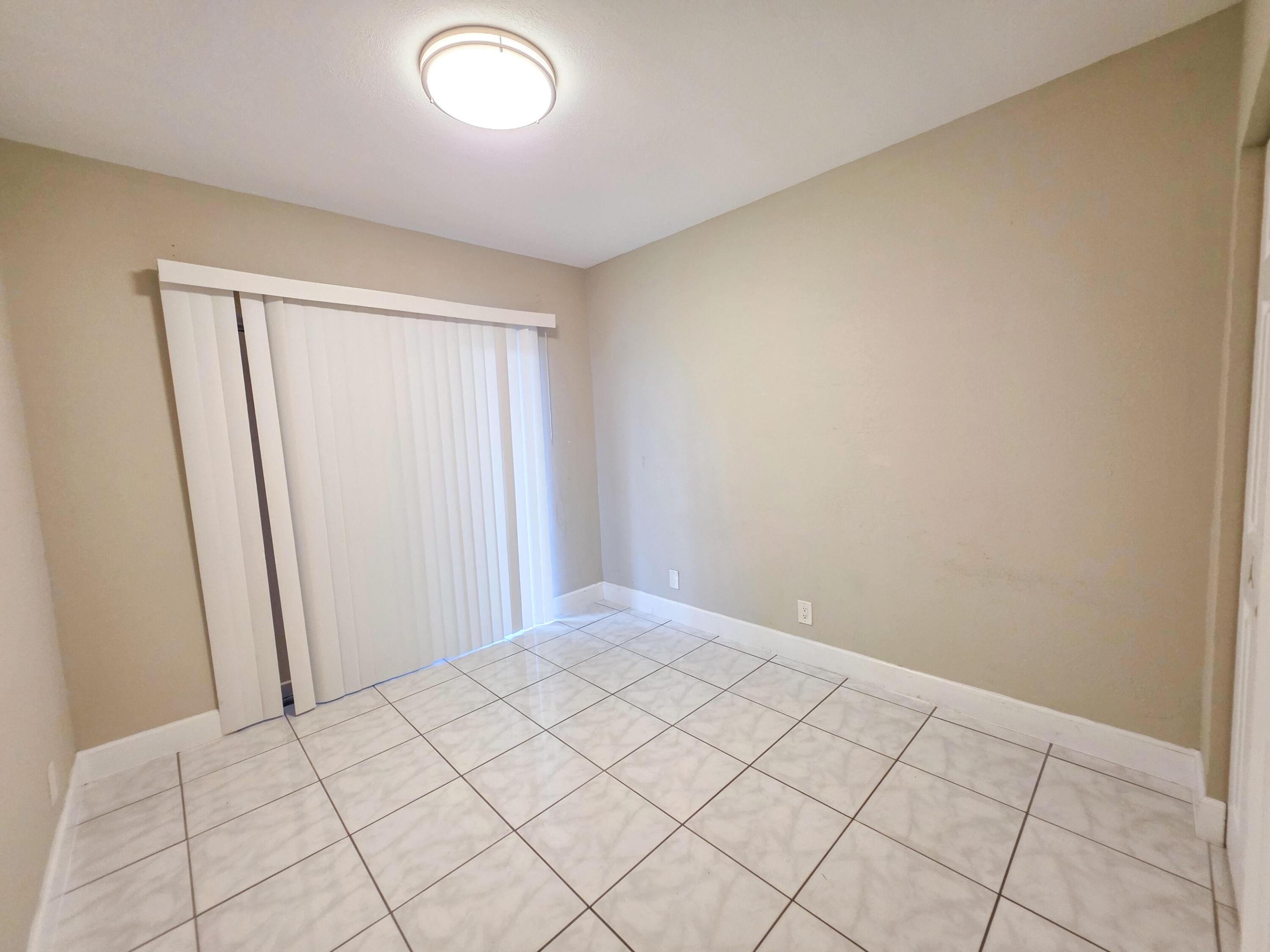 MARINER IV CONDO - Residential
