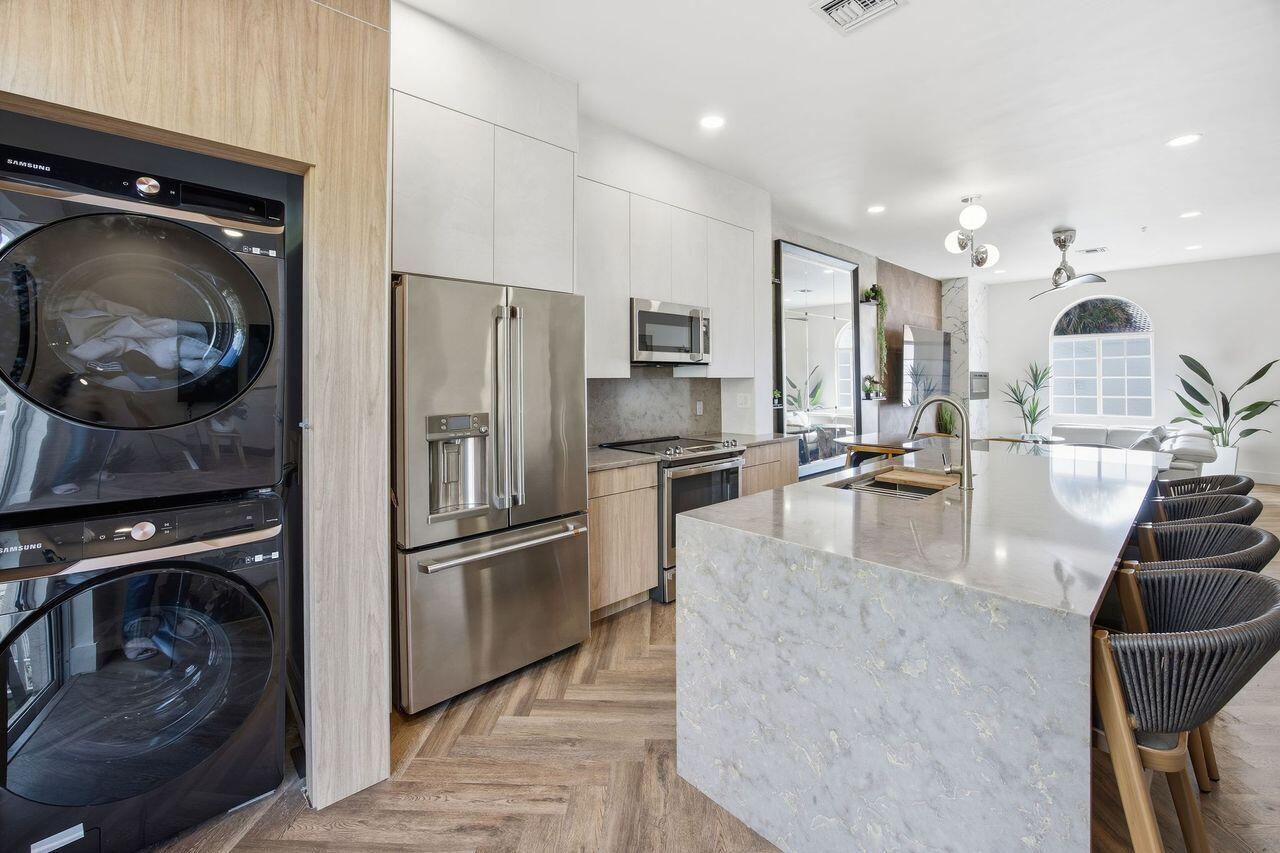 14th Street Townhomes Section II - Residential