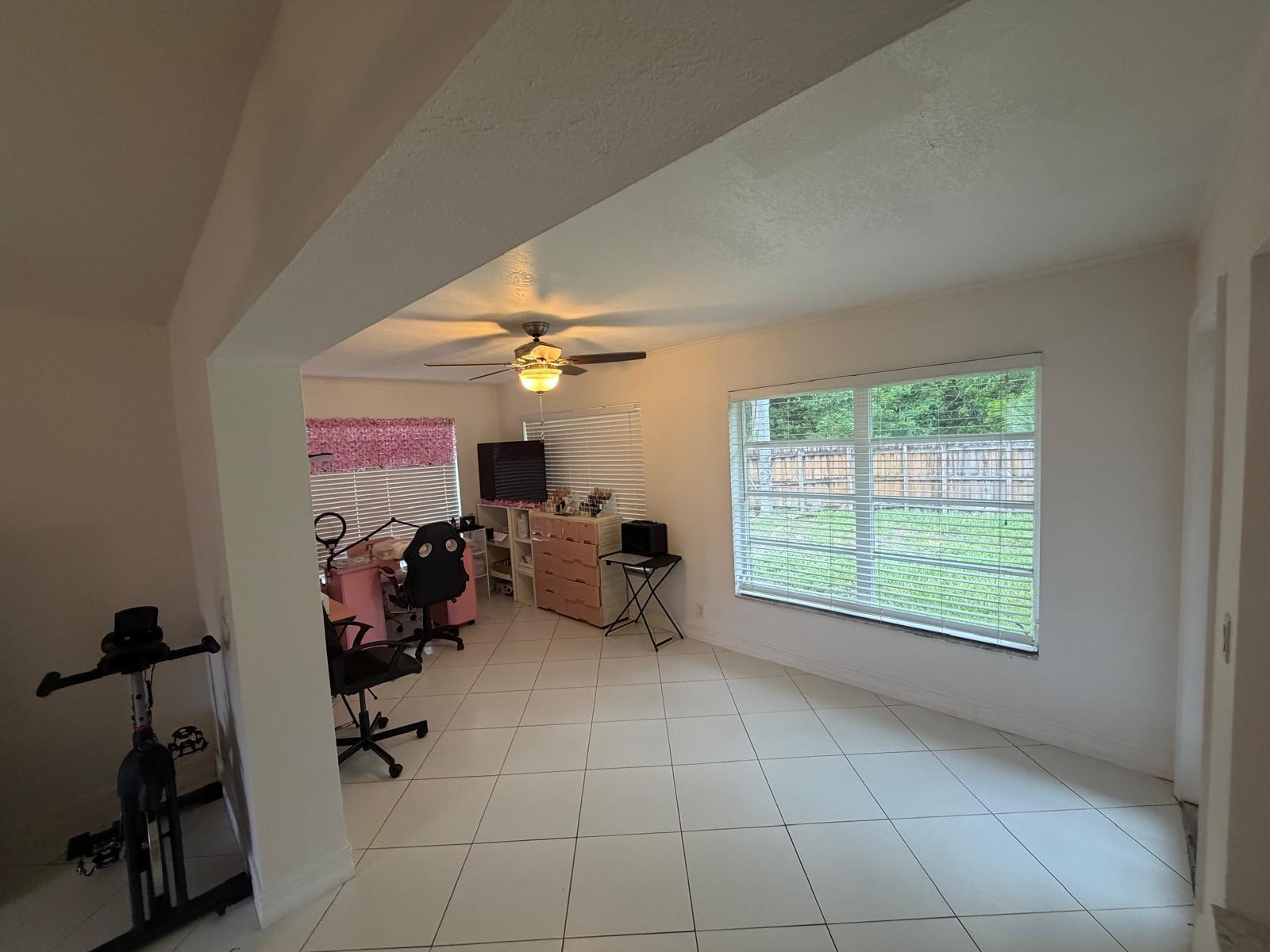 BOCA TRAILS 1 - Residential