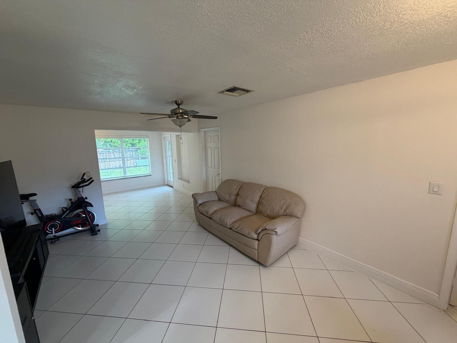 BOCA TRAILS 1 - Residential