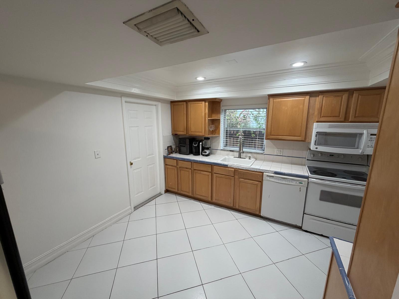 BOCA TRAILS 1 - Residential
