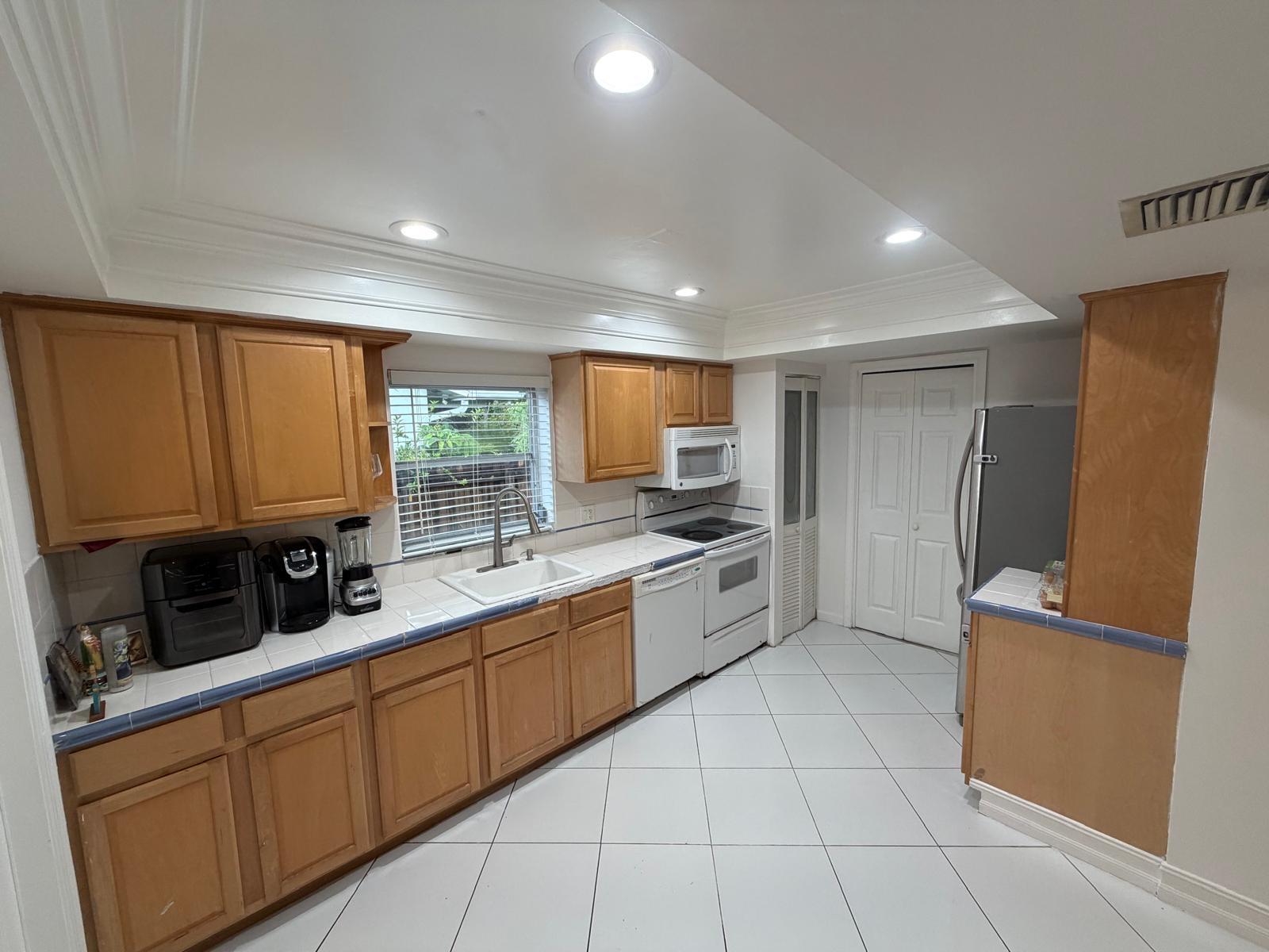 BOCA TRAILS 1 - Residential