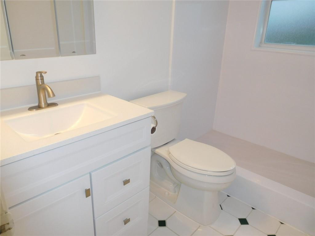 SANTA MONICA CONDOMINIUM - Residential Lease