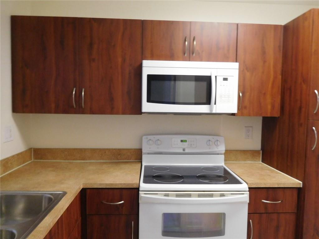 SANTA MONICA CONDOMINIUM - Residential Lease