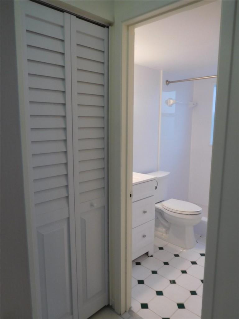 SANTA MONICA CONDOMINIUM - Residential Lease