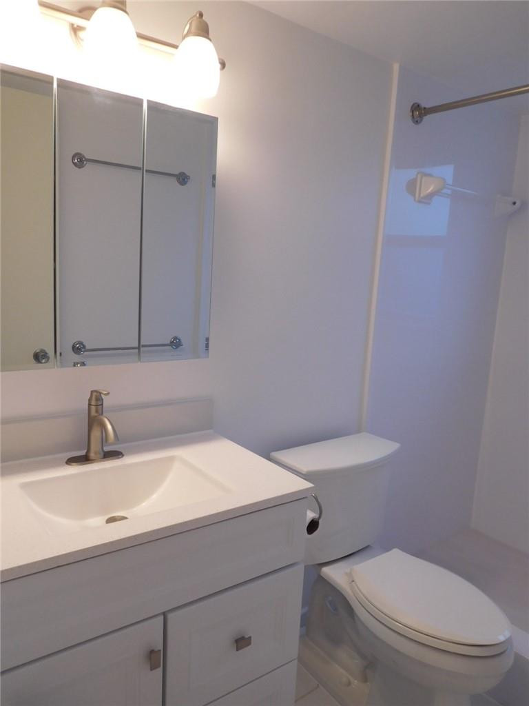 SANTA MONICA CONDOMINIUM - Residential Lease