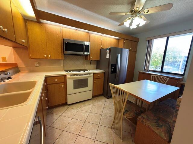 WHITEHALL VILLAGE - Residential Lease