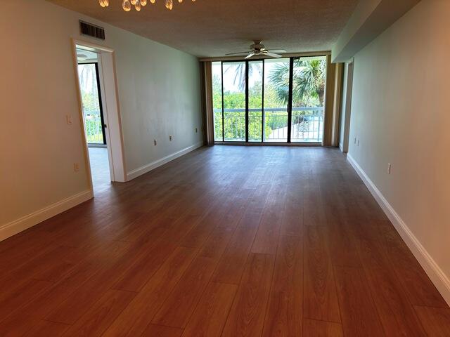 WHITEHALL VILLAGE - Residential Lease