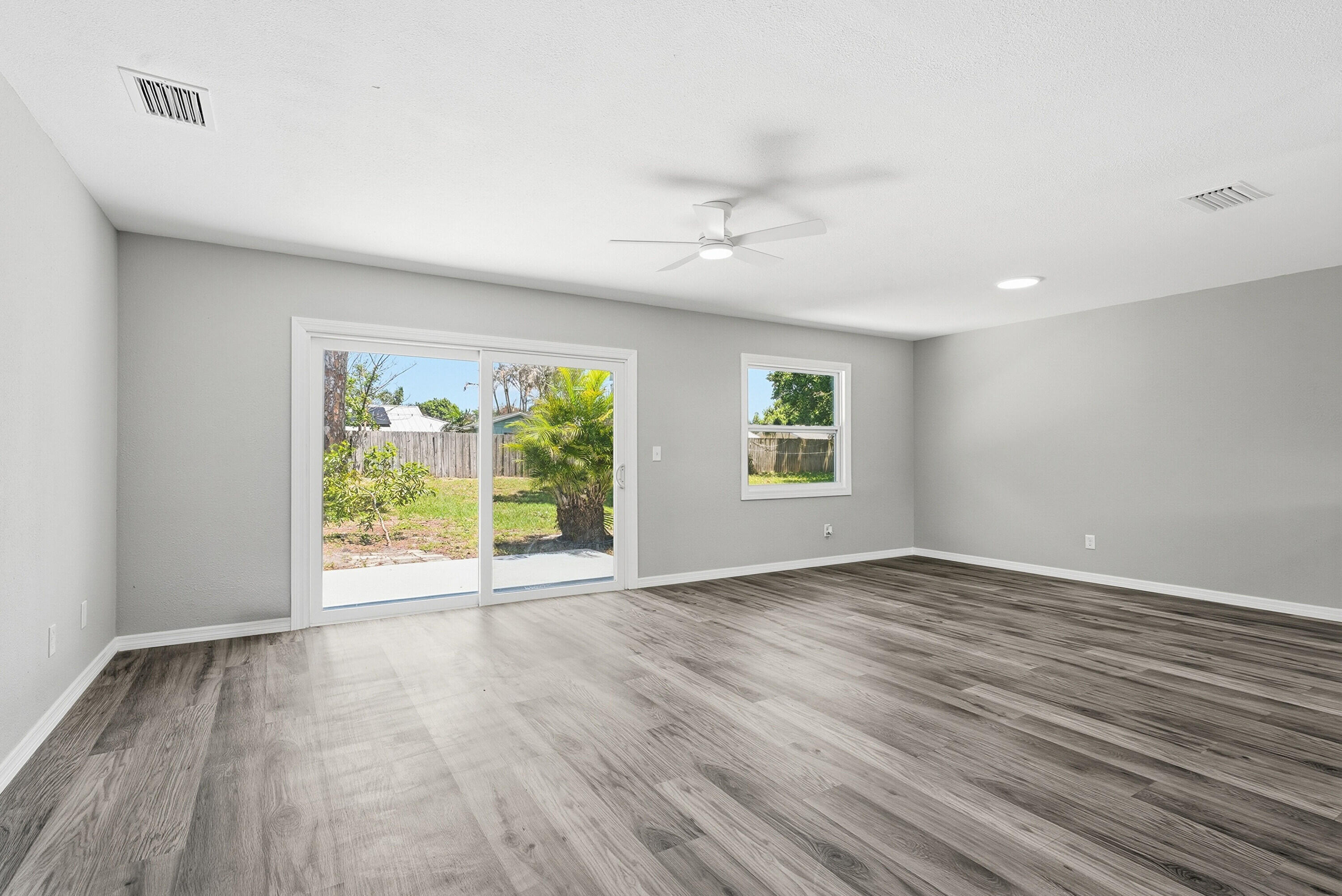 PORT ST LUCIE SECTION 49 - Residential
