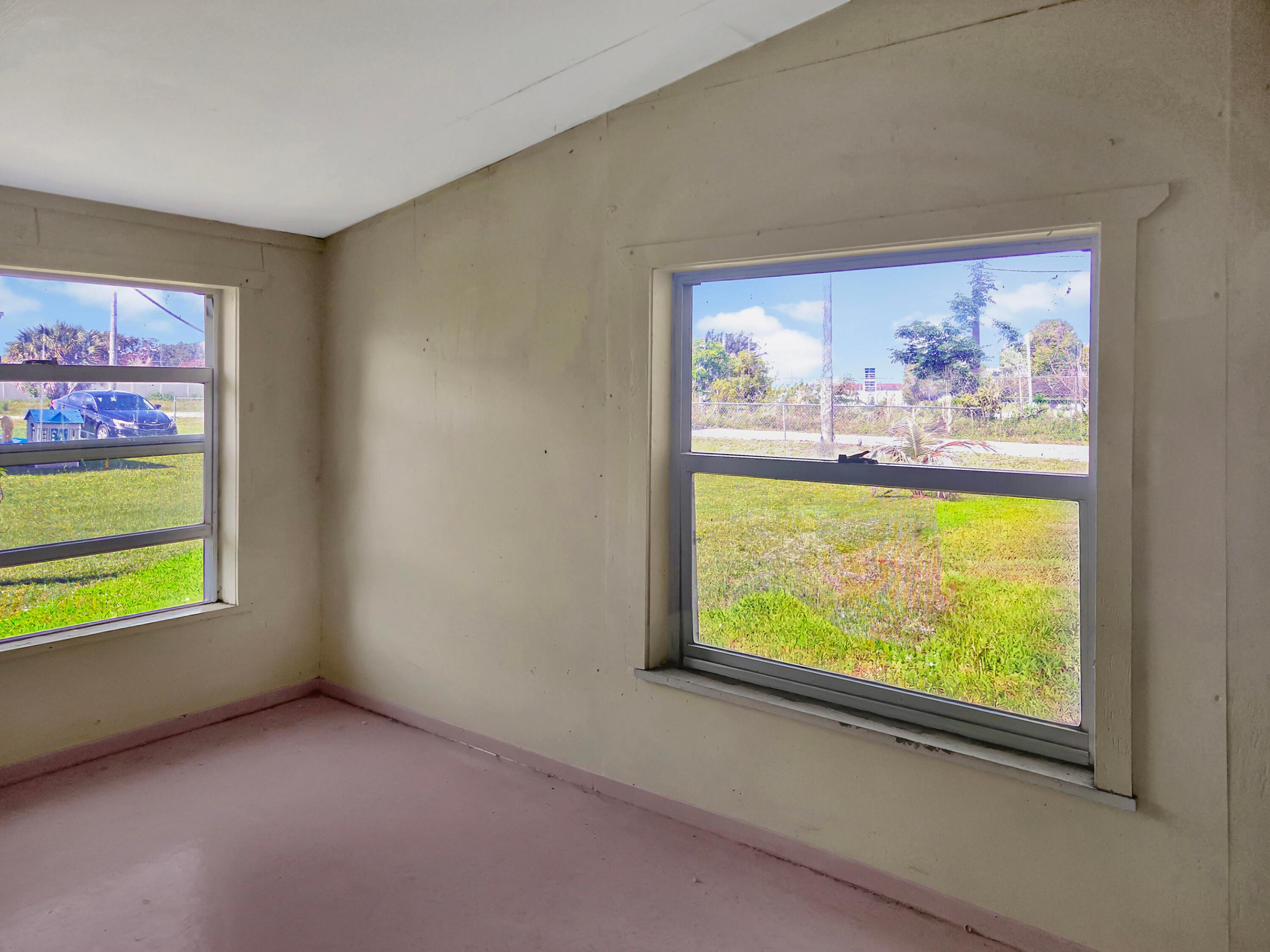 DIXIELAND SUBDIVISION - Residential Income