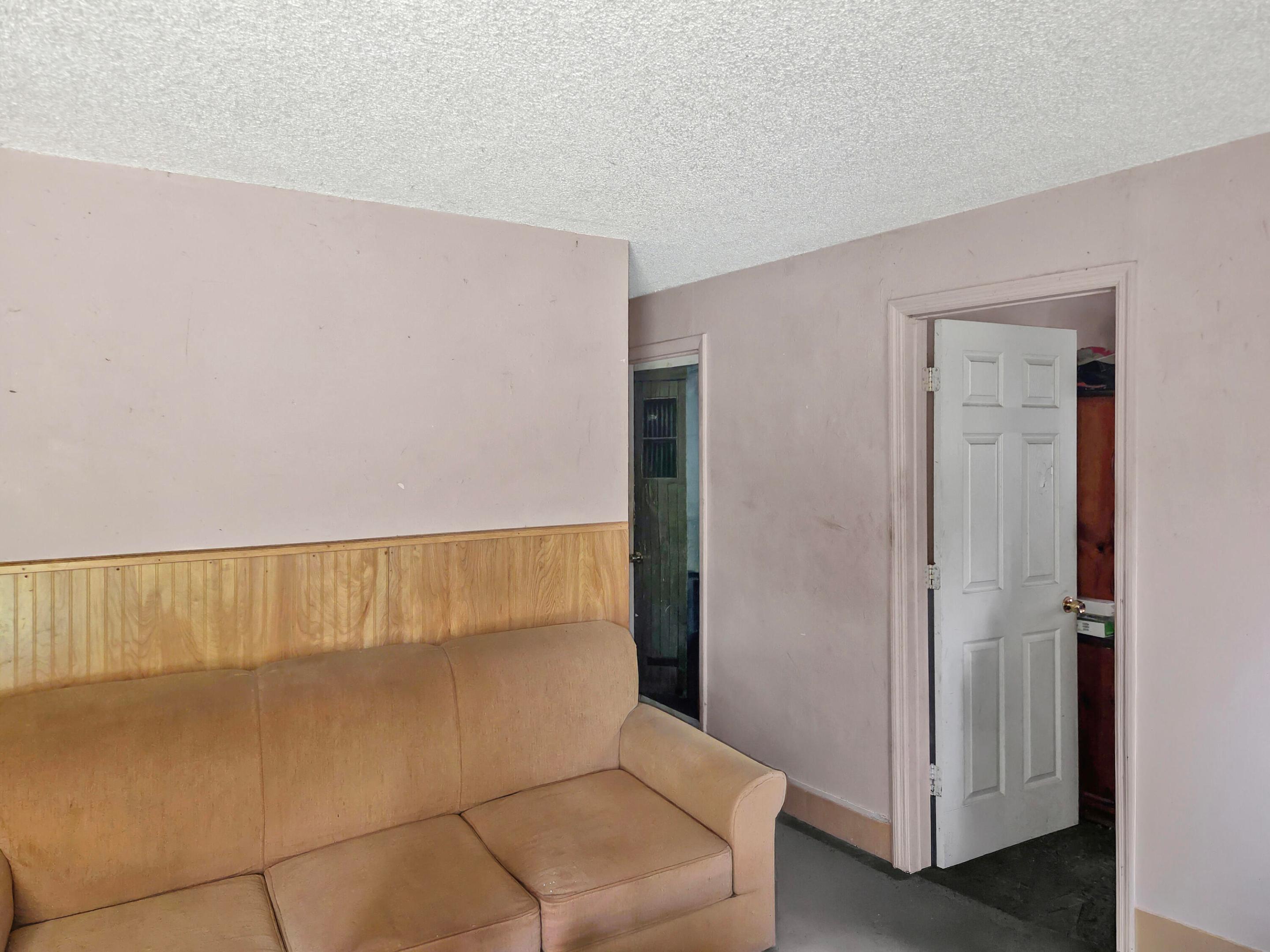 DIXIELAND SUBDIVISION - Residential Income