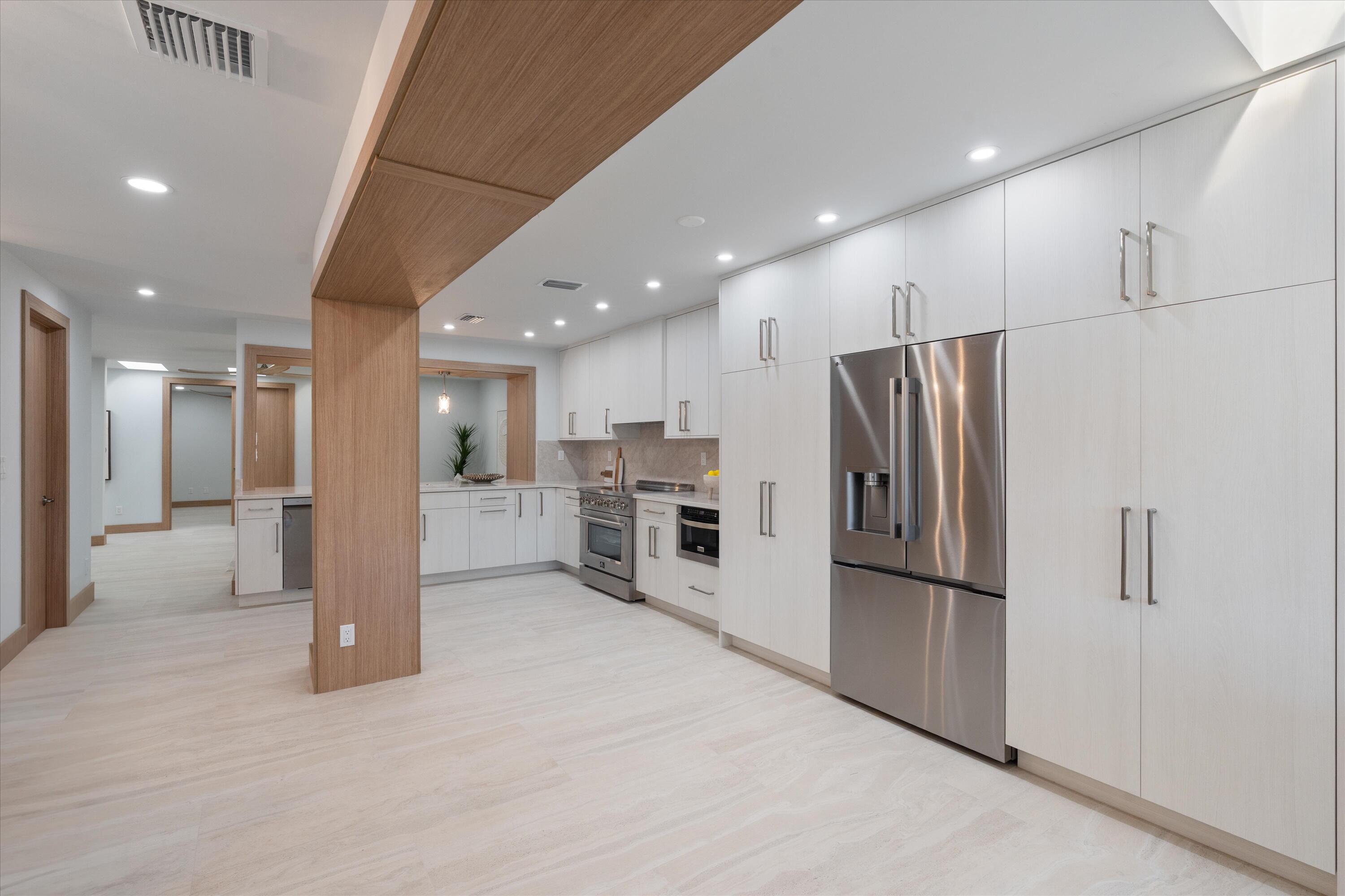 BAYTOWNE OF JONATHANS LANDING - Residential