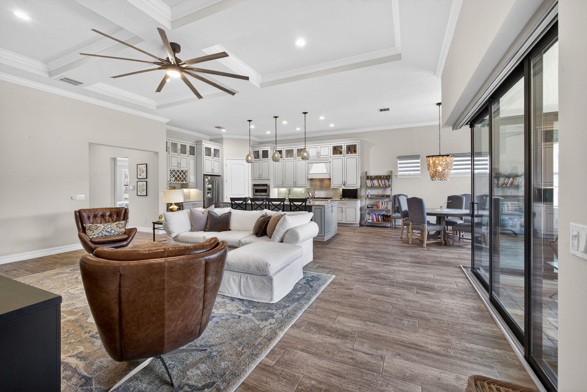 SONOMA ISLES - Residential