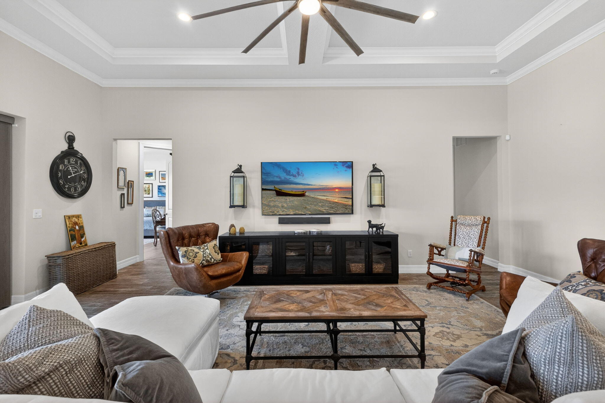 SONOMA ISLES - Residential
