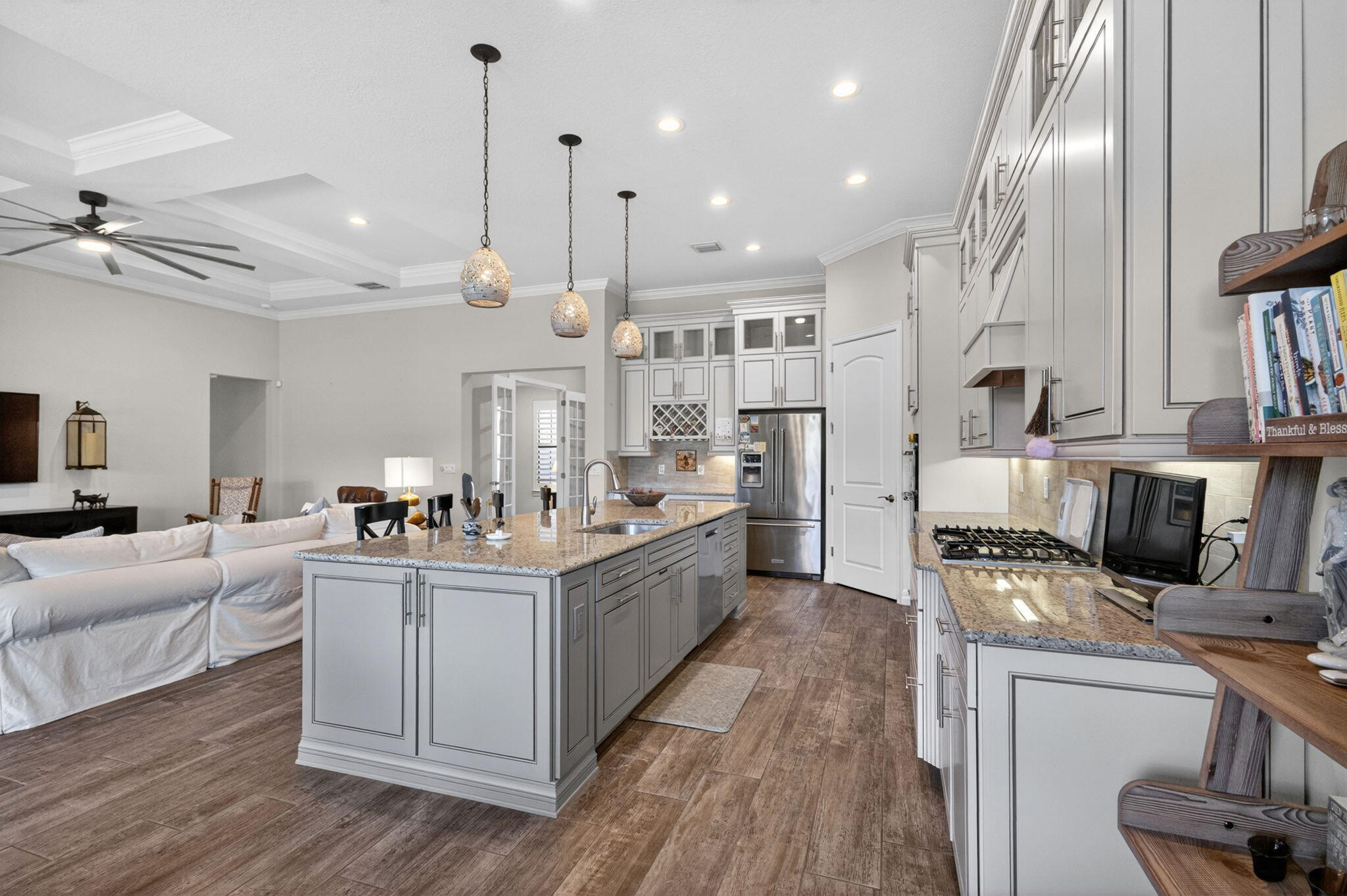 SONOMA ISLES - Residential