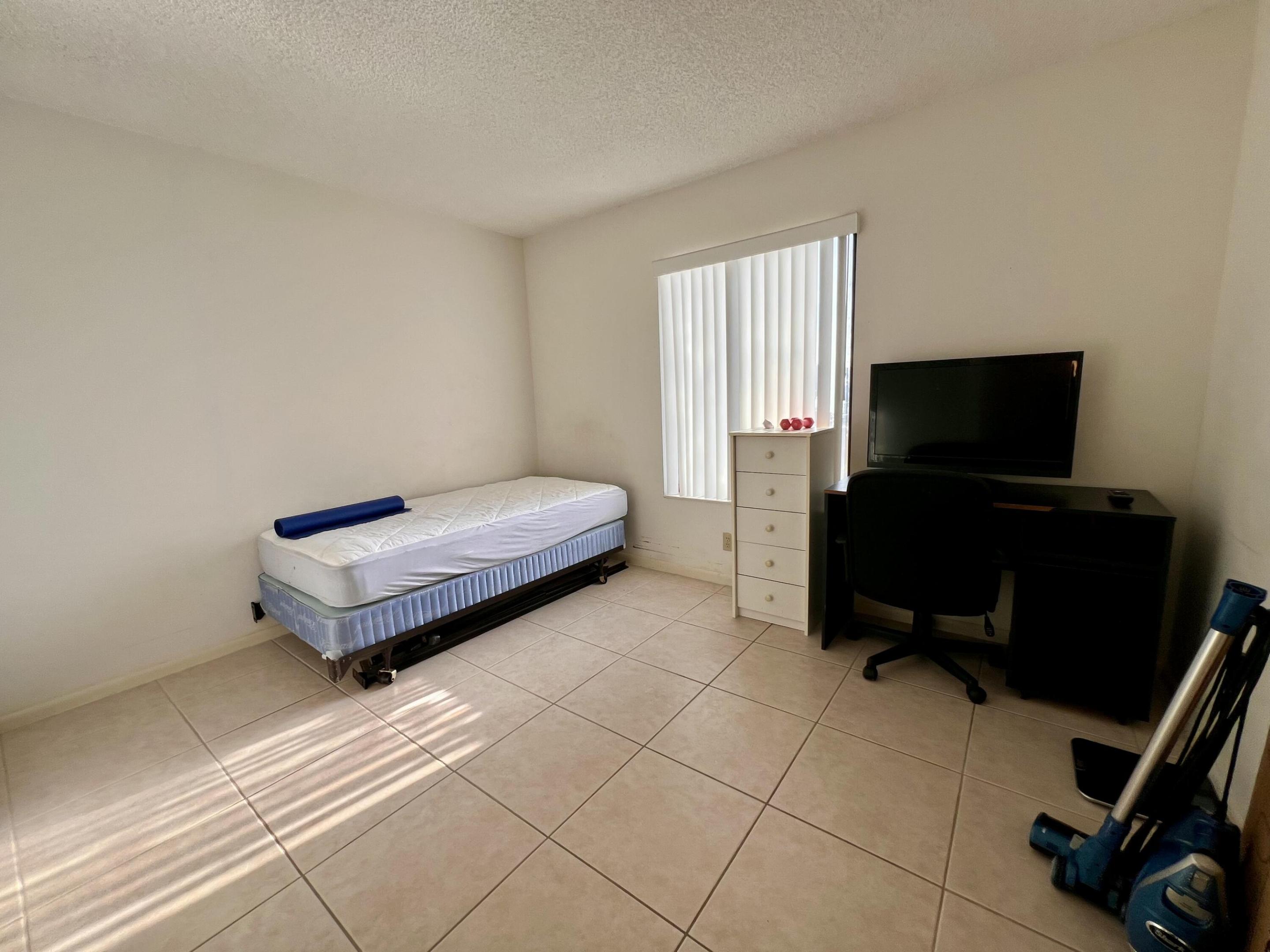PALM CLUB VILLAGE II CONDO - Residential