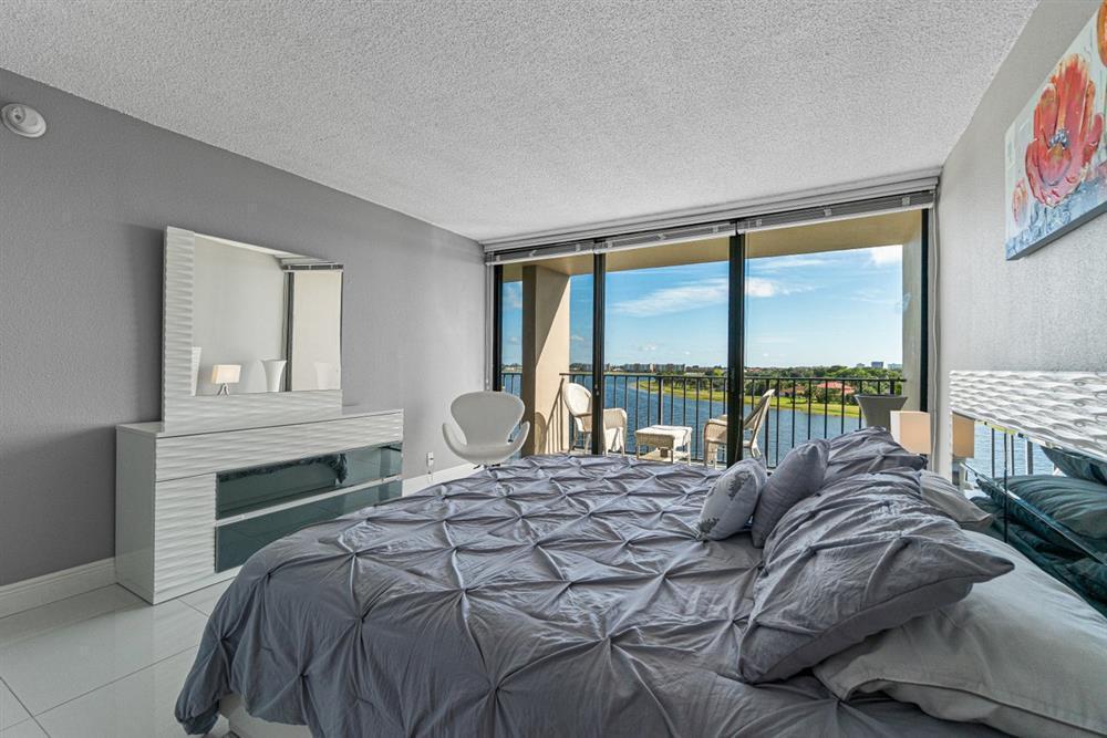 LAKESHORE CLUB CONDO - Residential Lease