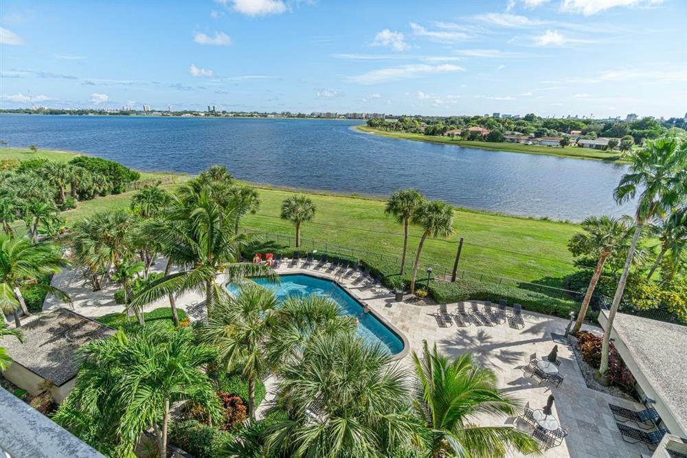 LAKESHORE CLUB CONDO - Residential Lease