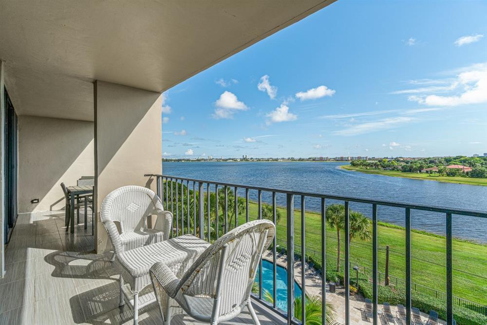 LAKESHORE CLUB CONDO - Residential Lease