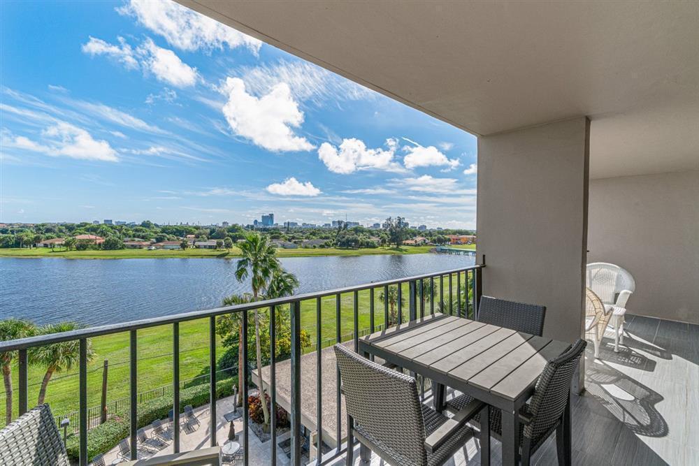 LAKESHORE CLUB CONDO - Residential Lease