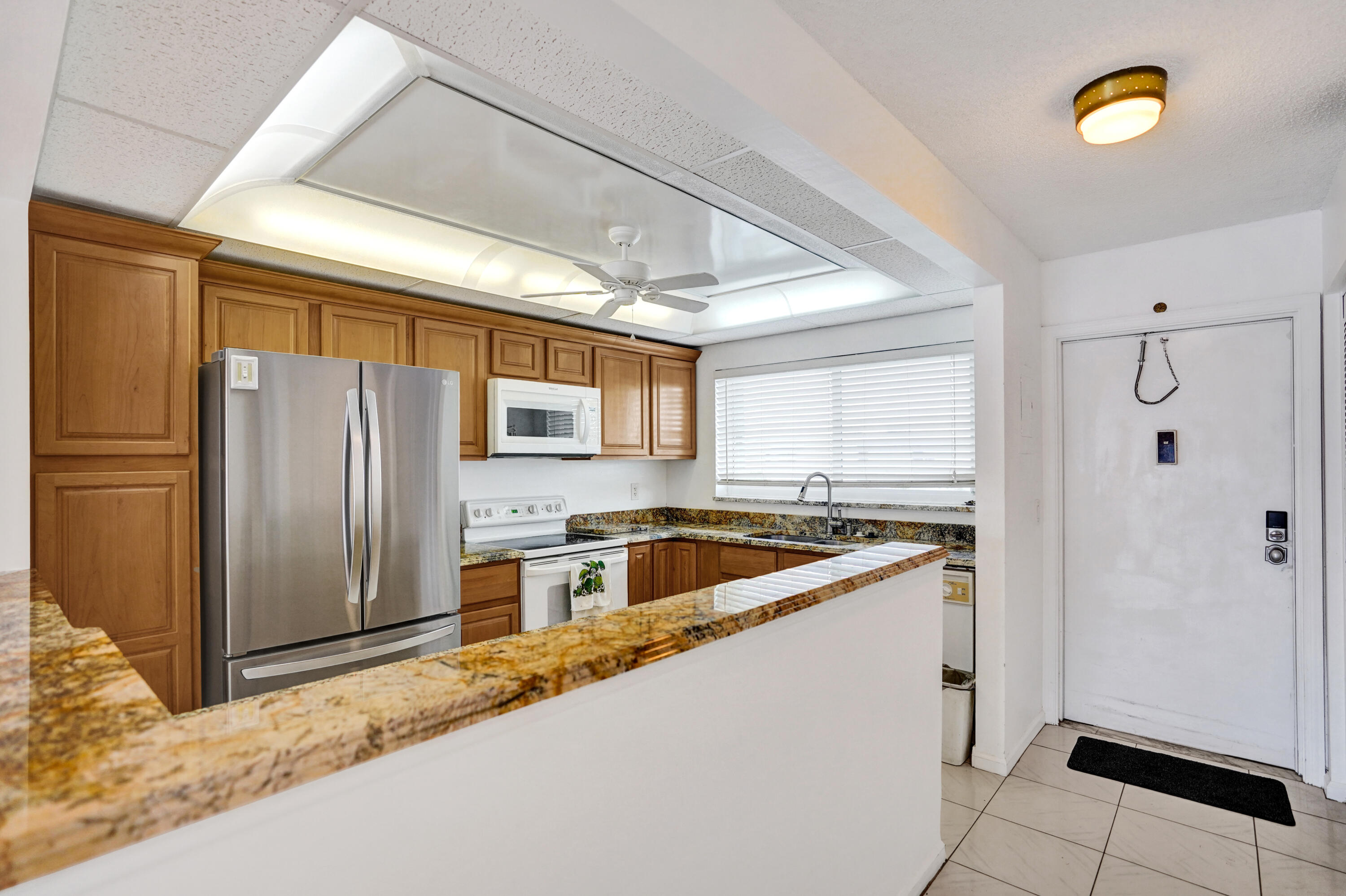 SEAGATE OF GULFSTREAM CONDO - Residential
