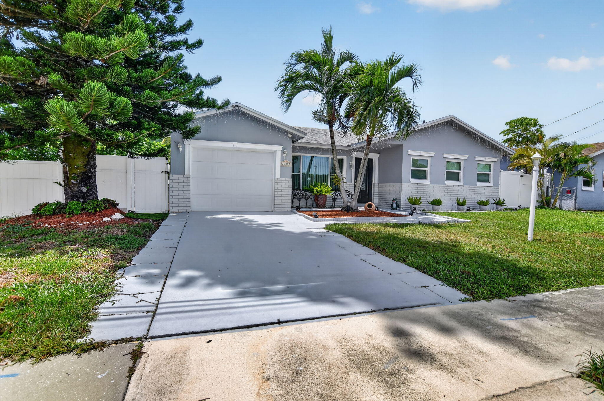 Sandalfoot Cove Sec Six - Residential