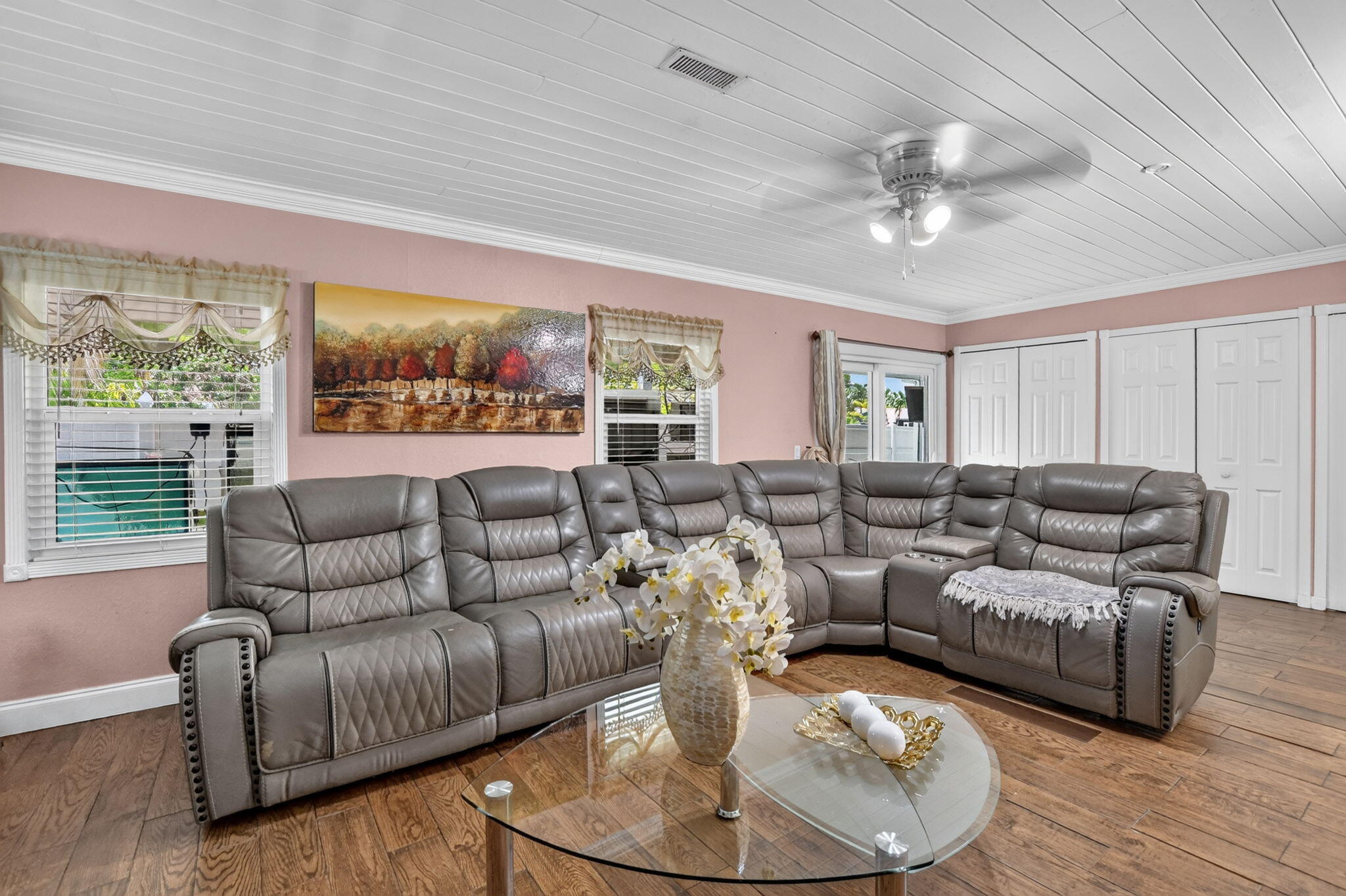 Sandalfoot Cove Sec Six - Residential