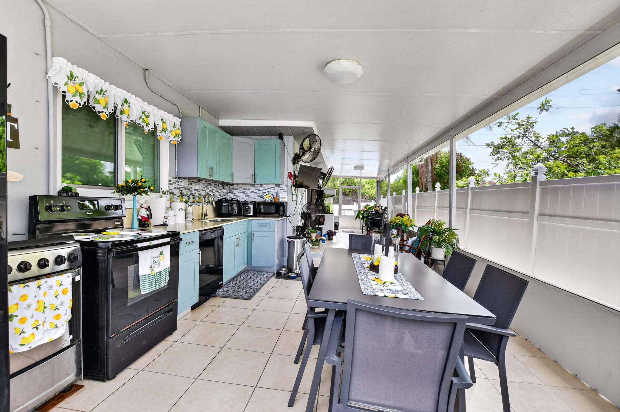 Sandalfoot Cove Sec Six - Residential