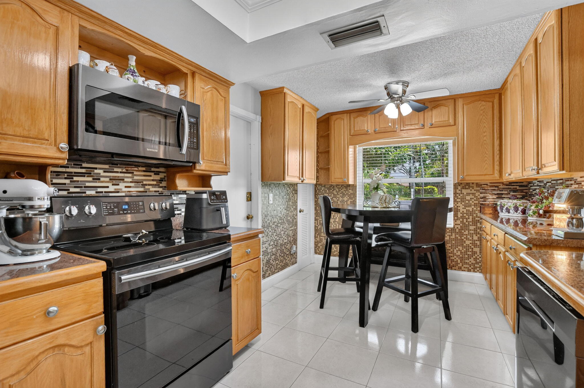 Sandalfoot Cove Sec Six - Residential