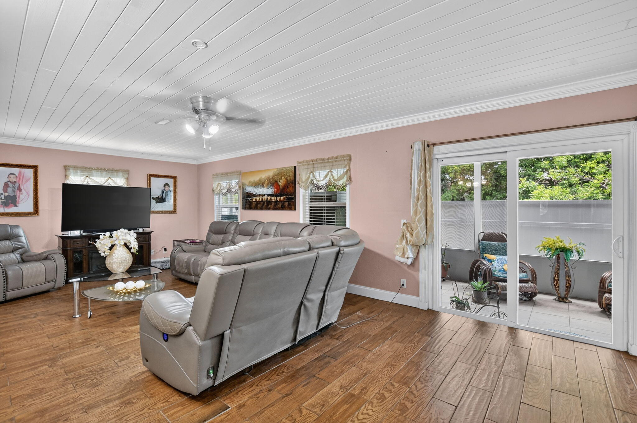 Sandalfoot Cove Sec Six - Residential