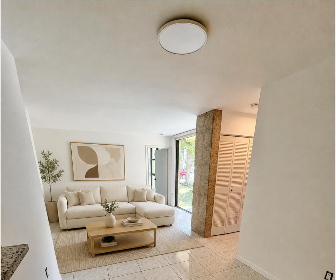 INTERNATIONAL PARK CONDO II - Residential Lease