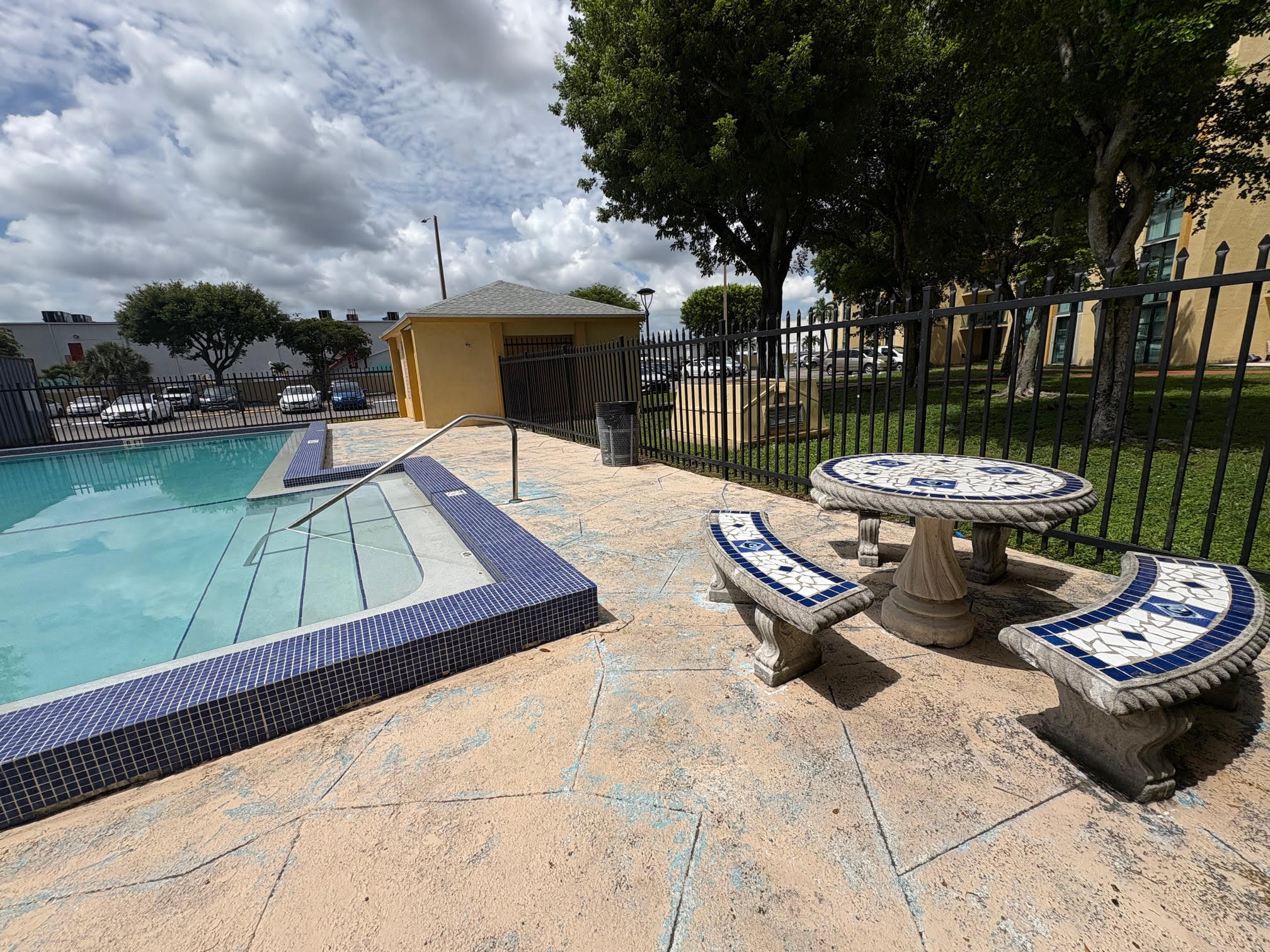 INTERNATIONAL PARK CONDO II - Residential Lease