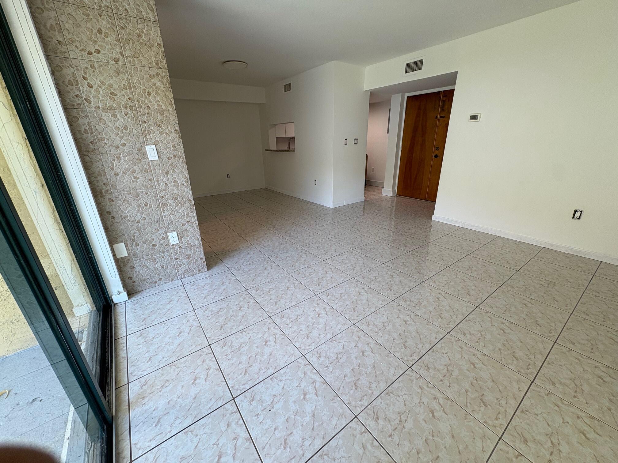 INTERNATIONAL PARK CONDO II - Residential Lease