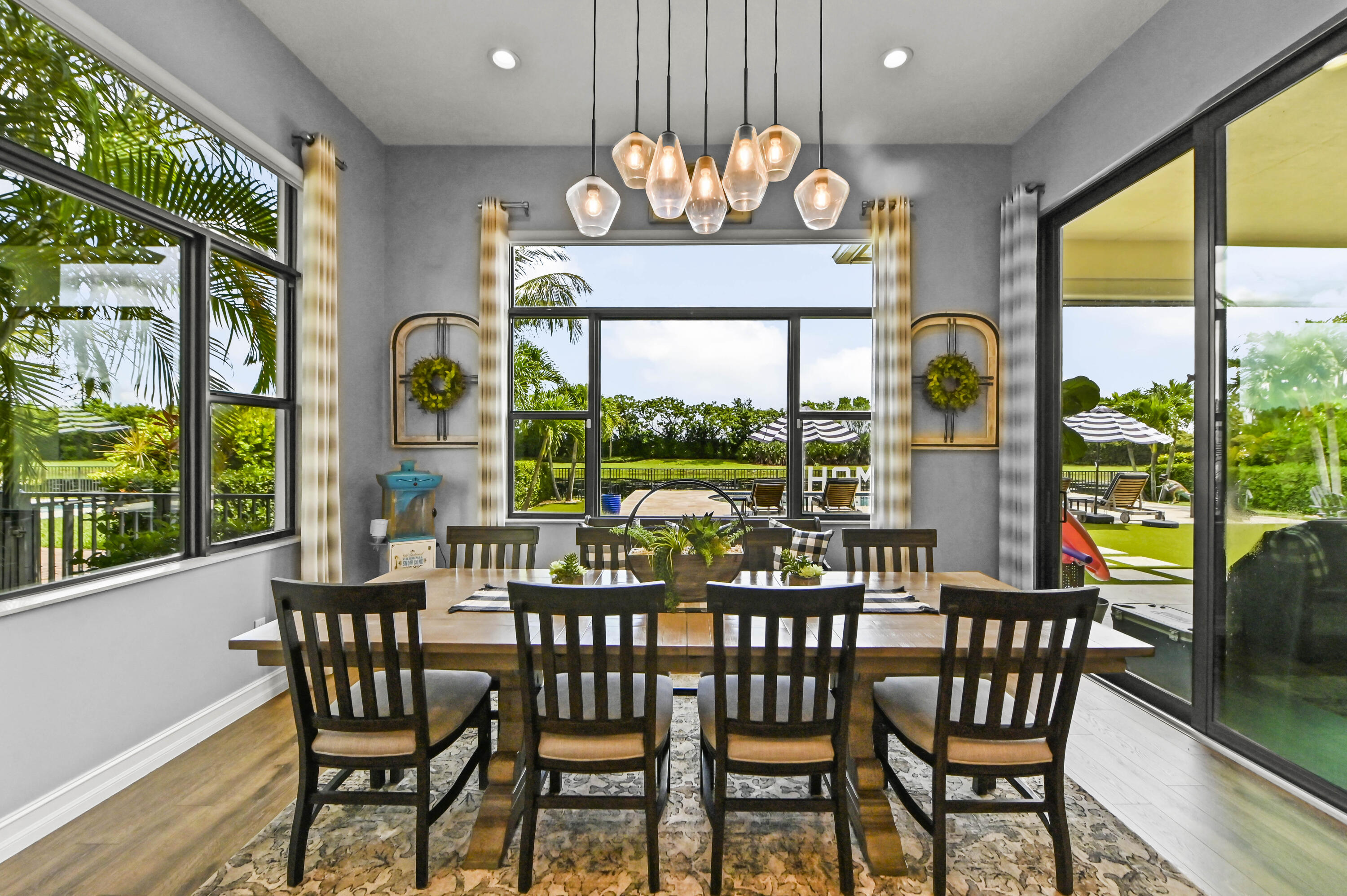 PALM MEADOWS ESTATES - Residential