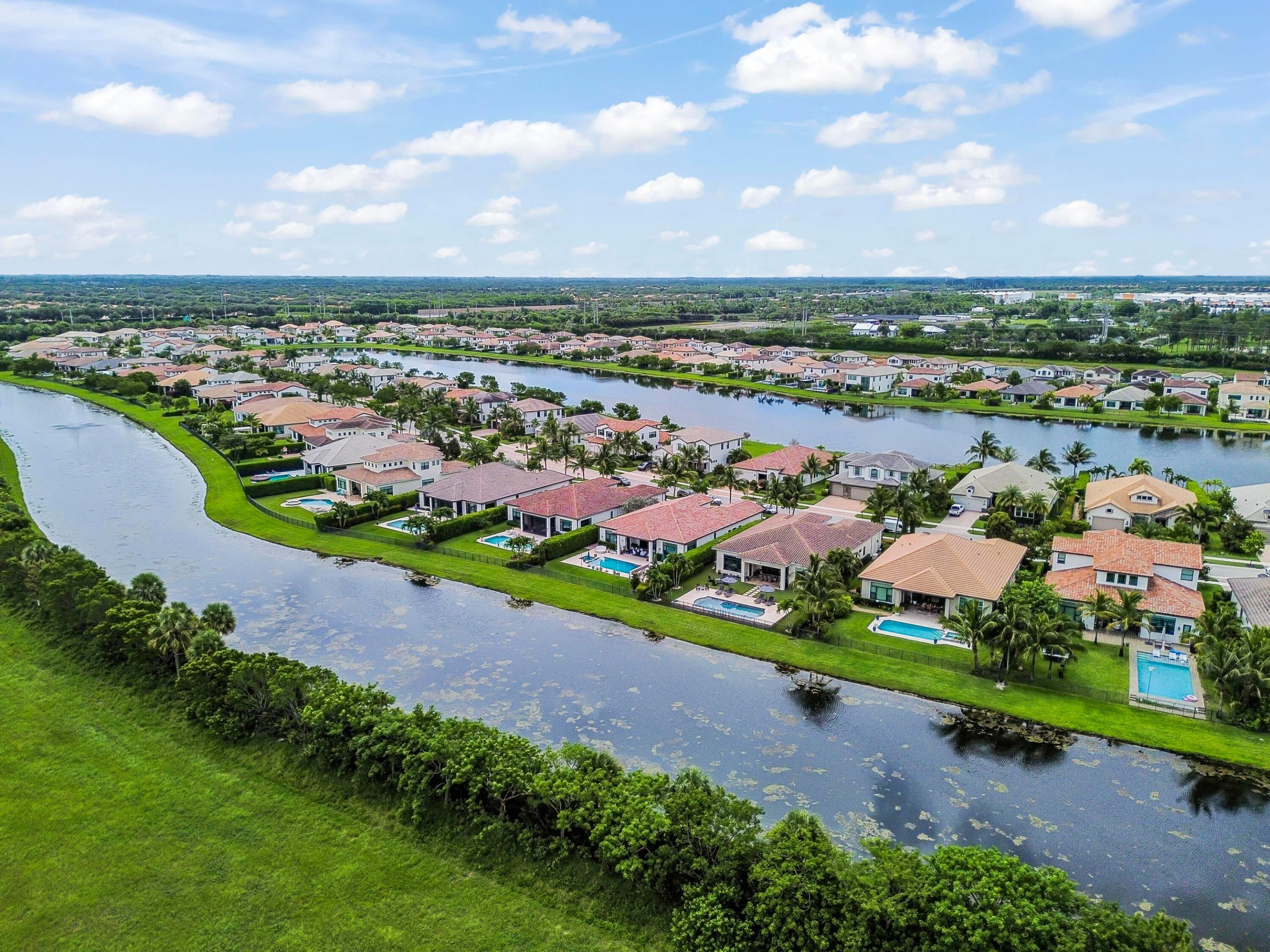 PALM MEADOWS ESTATES - Residential