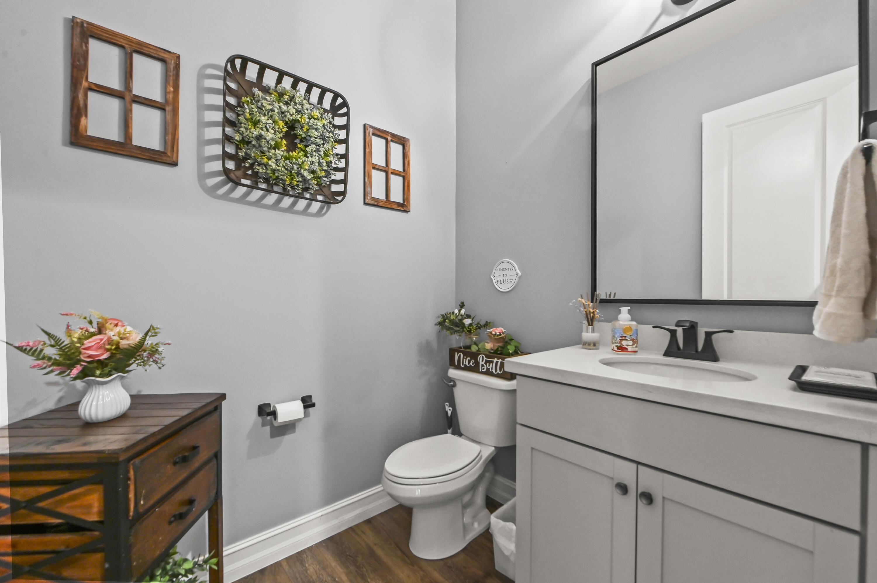PALM MEADOWS ESTATES - Residential