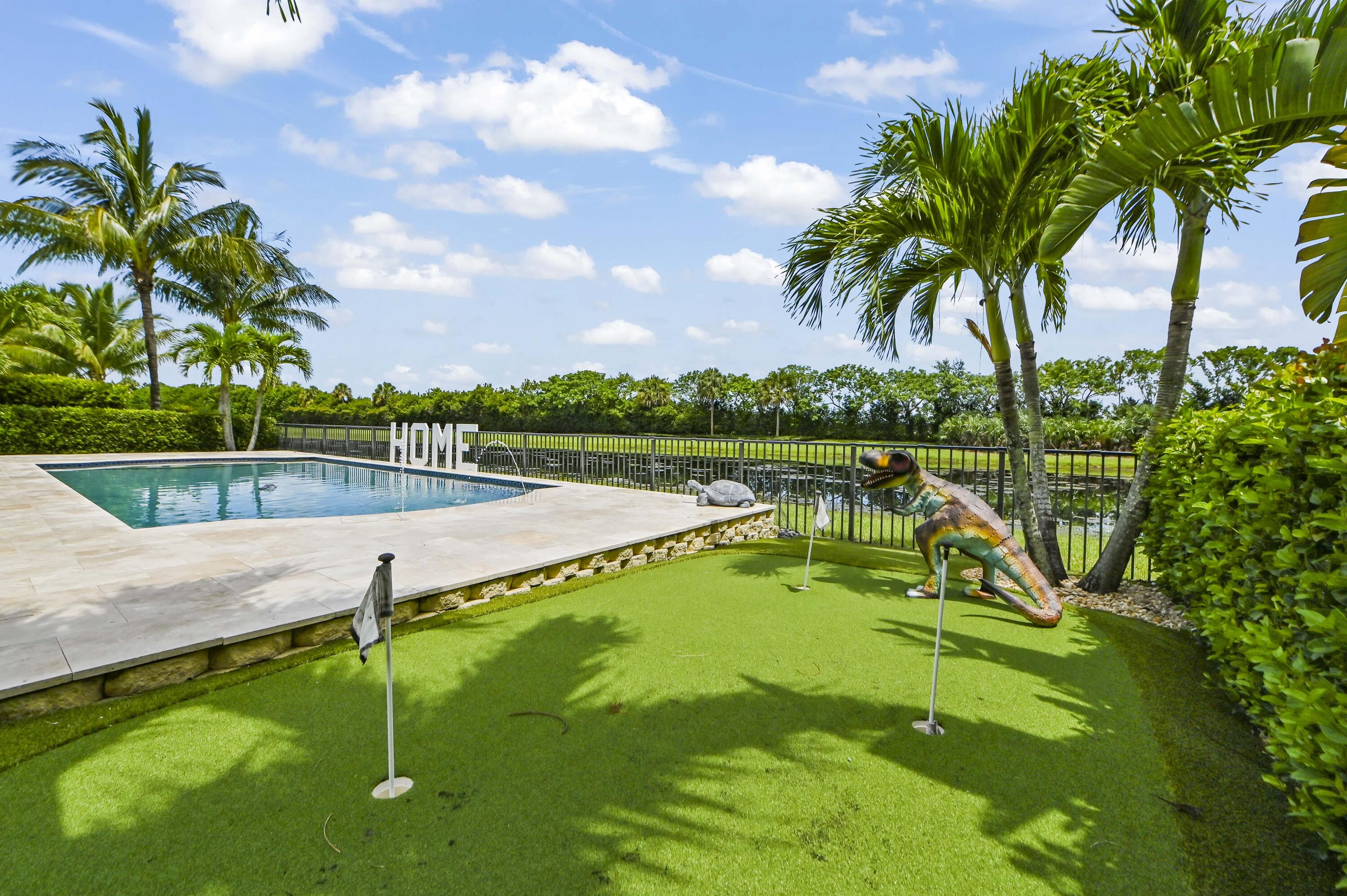 PALM MEADOWS ESTATES - Residential