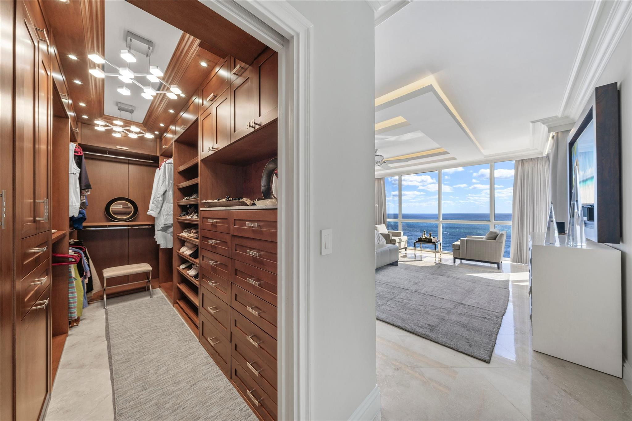 LHERMITAGE II CONDOMINIUM - Residential Lease