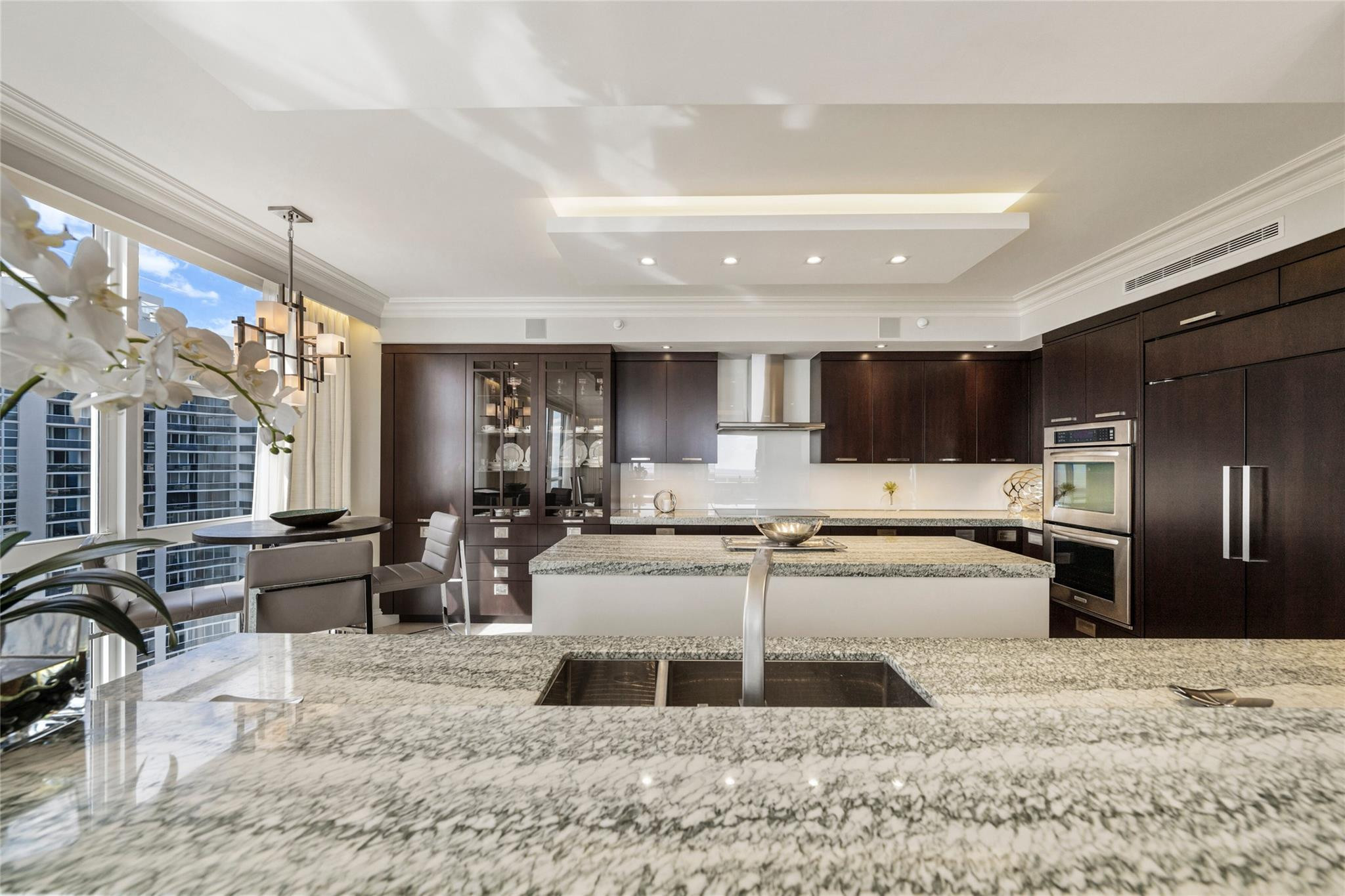 LHERMITAGE II CONDOMINIUM - Residential Lease