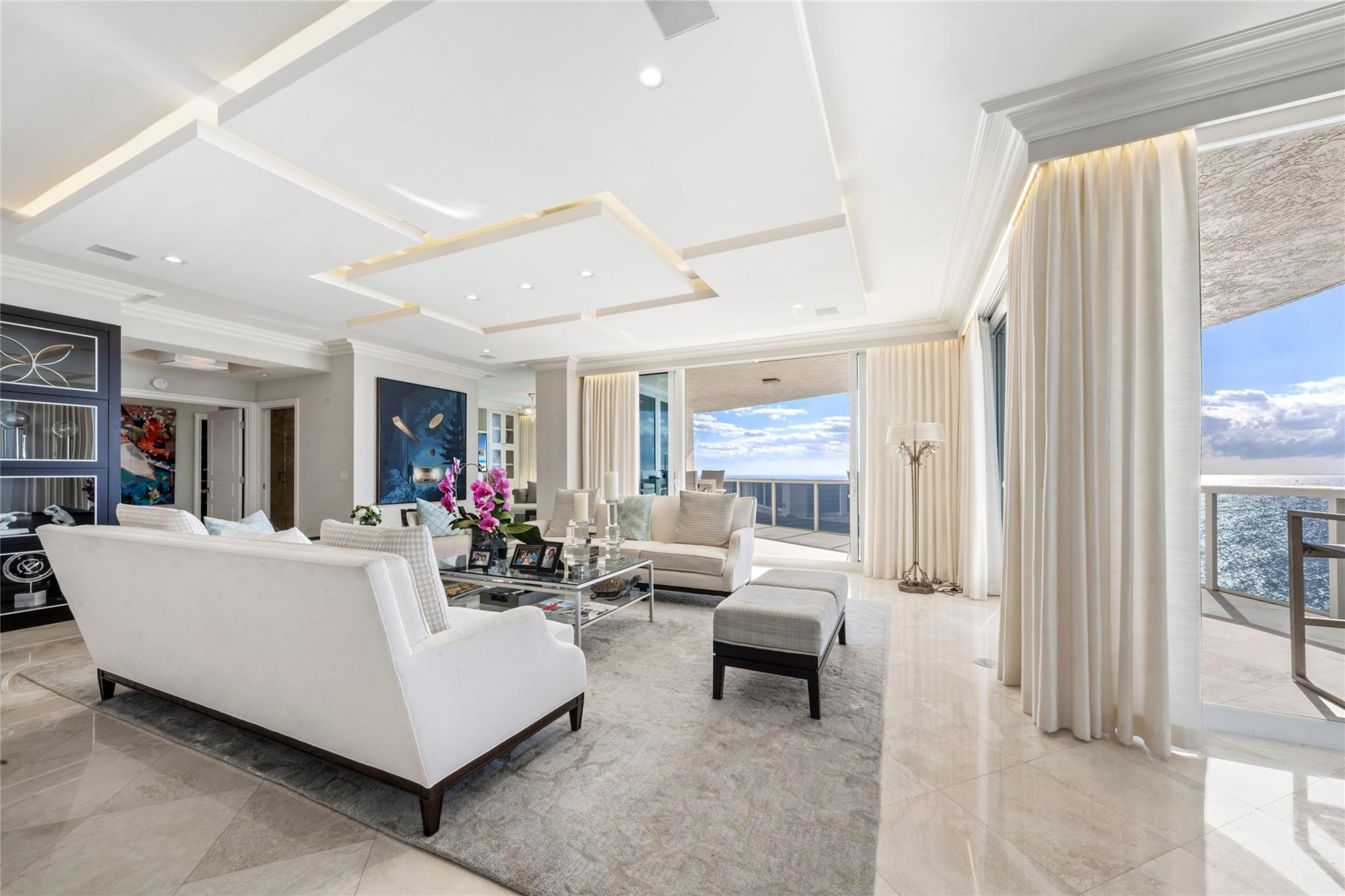 LHERMITAGE II CONDOMINIUM - Residential Lease
